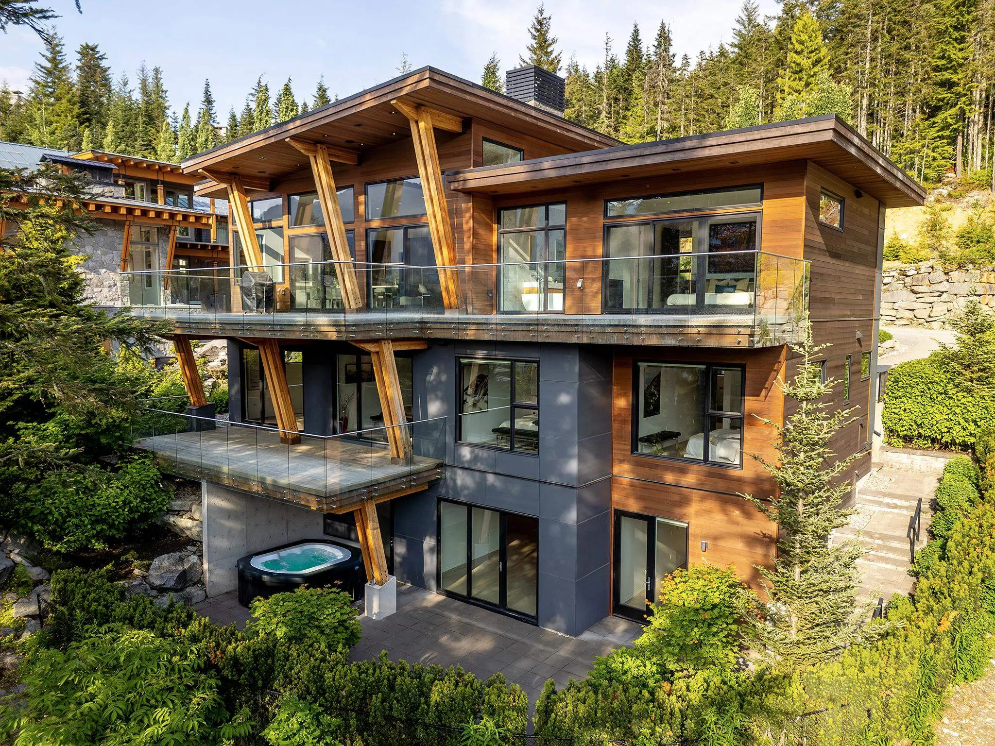 2909 Kadenwood Drive