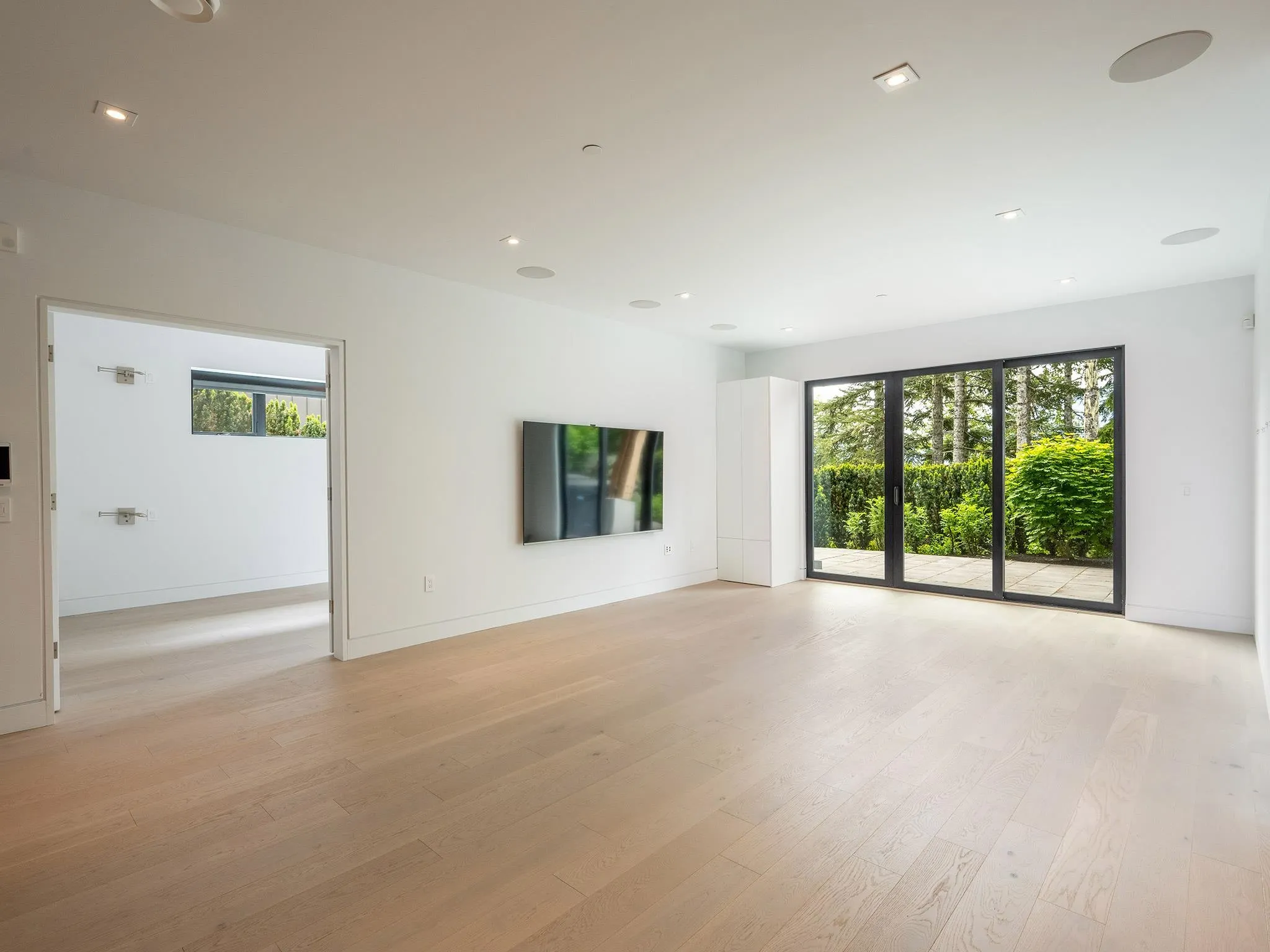 2909 Kadenwood Drive