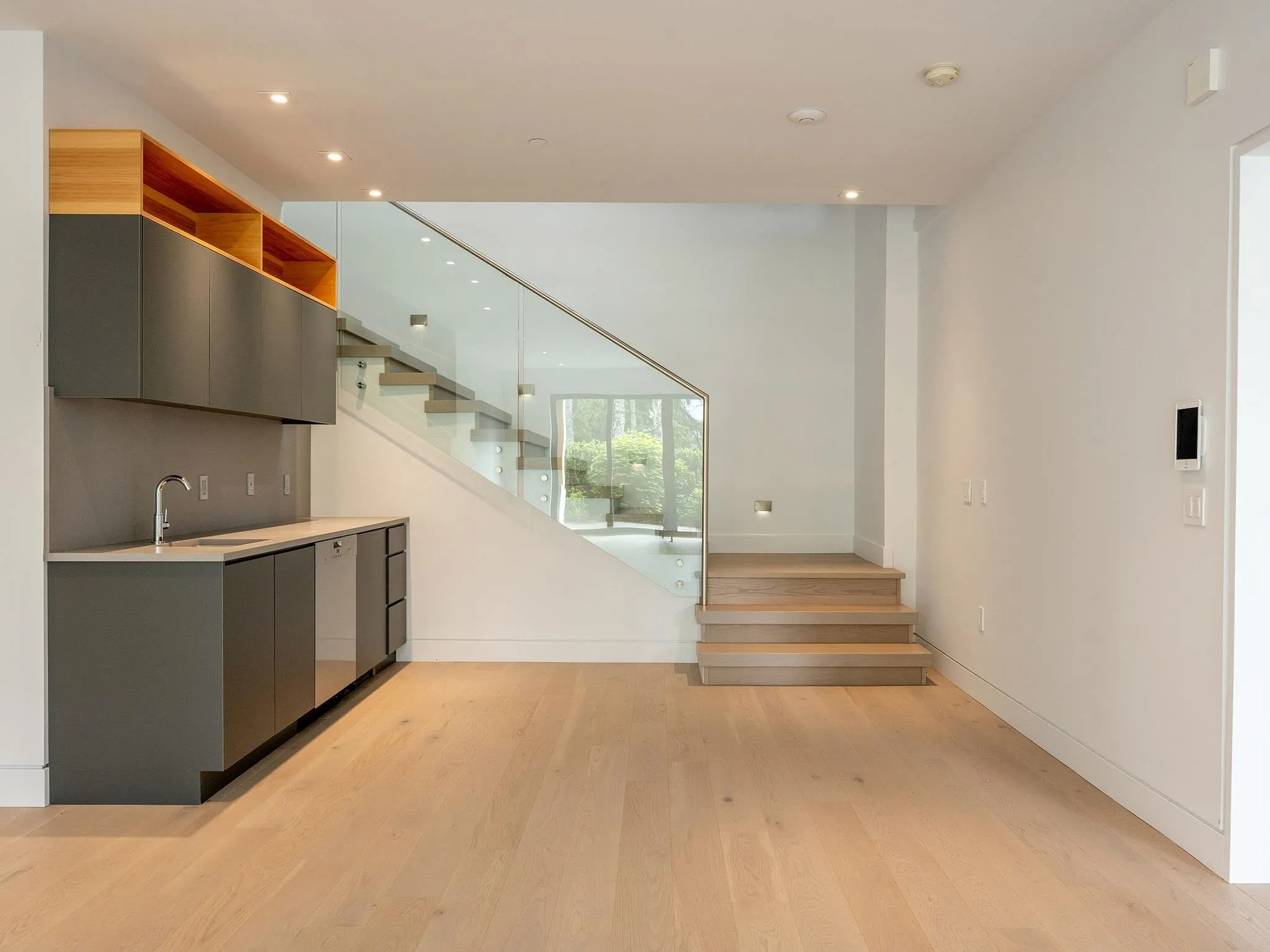 2909 Kadenwood Drive