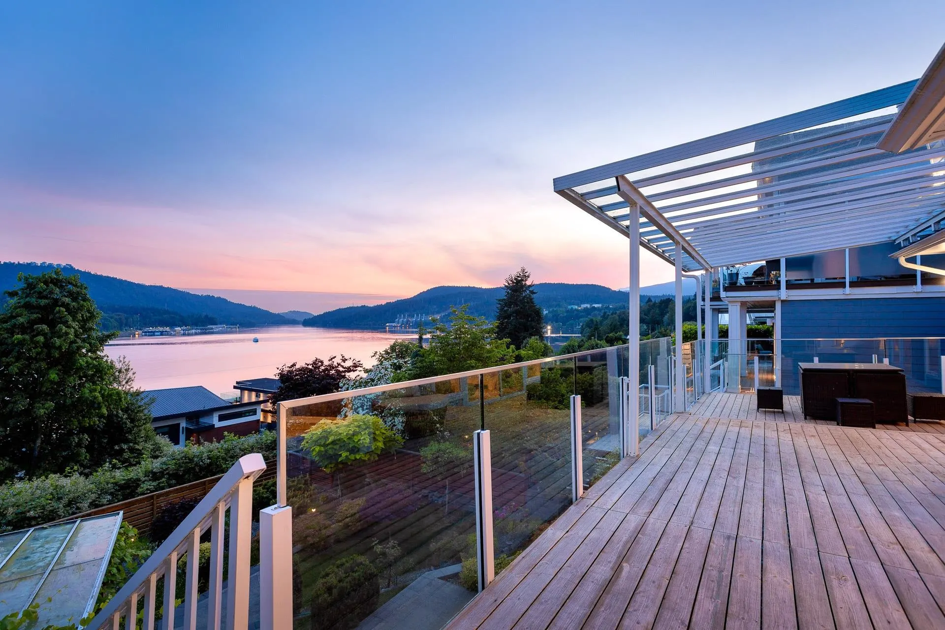 1122 Ioco Road