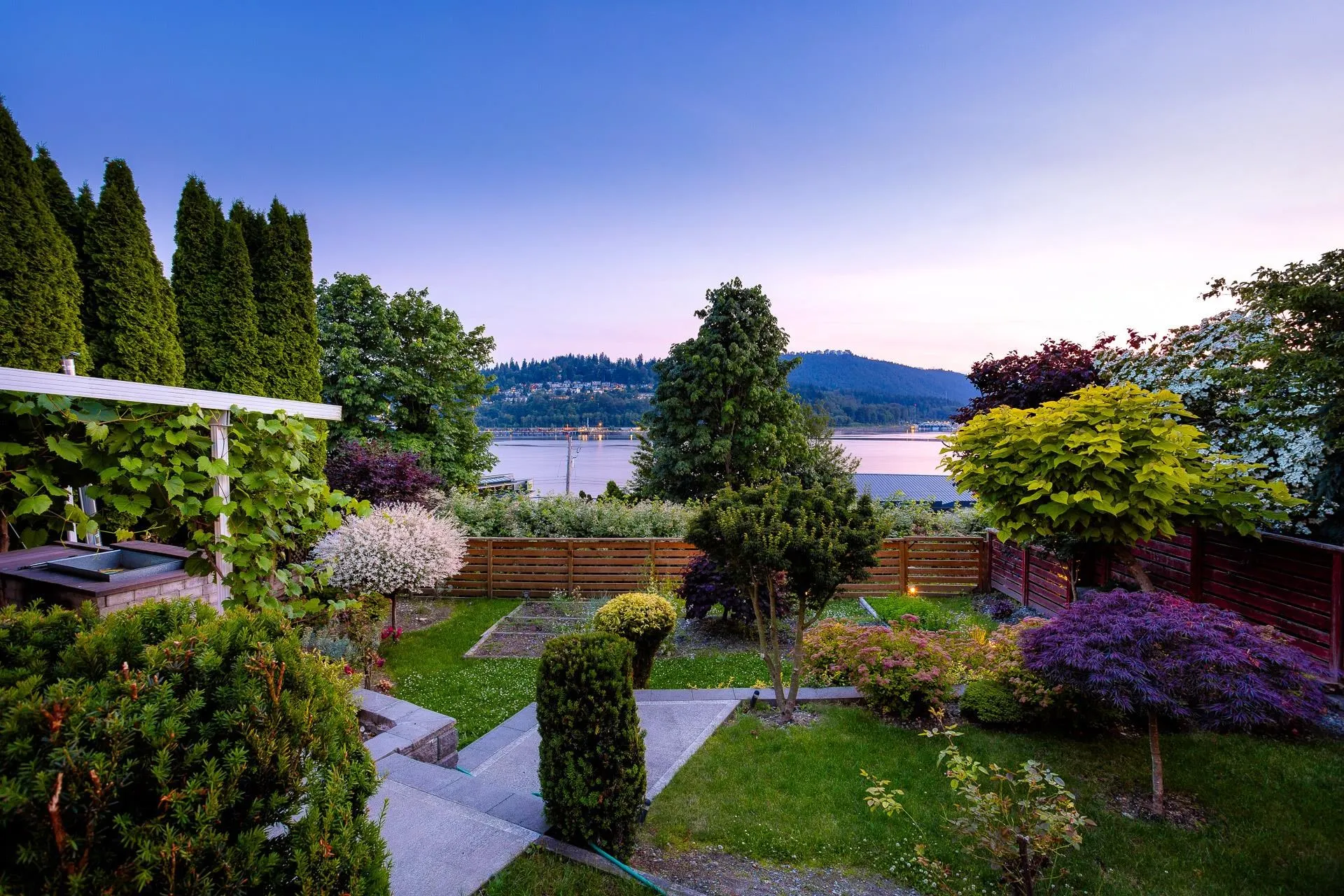 1122 Ioco Road