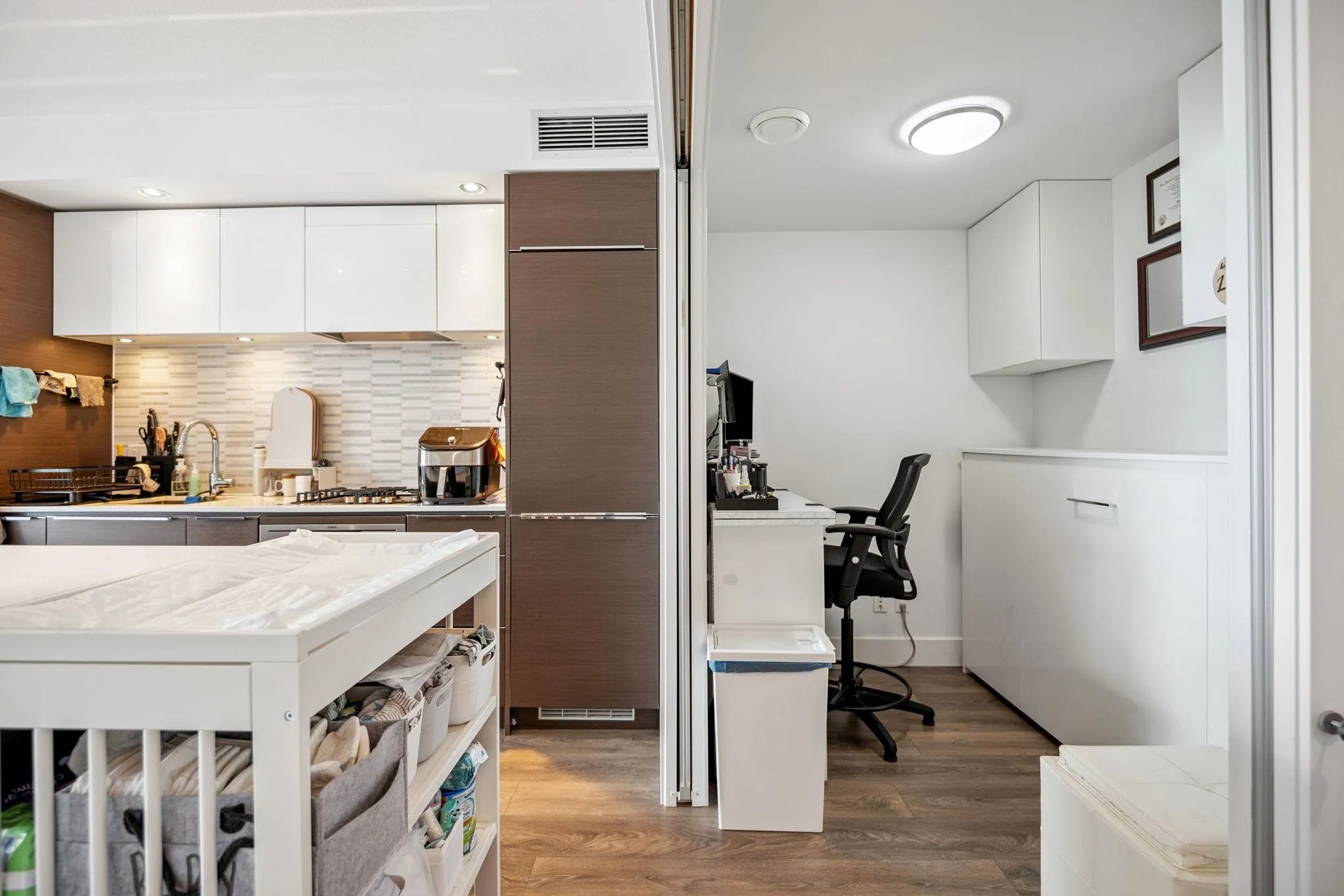1308 5233 Gilbert Road