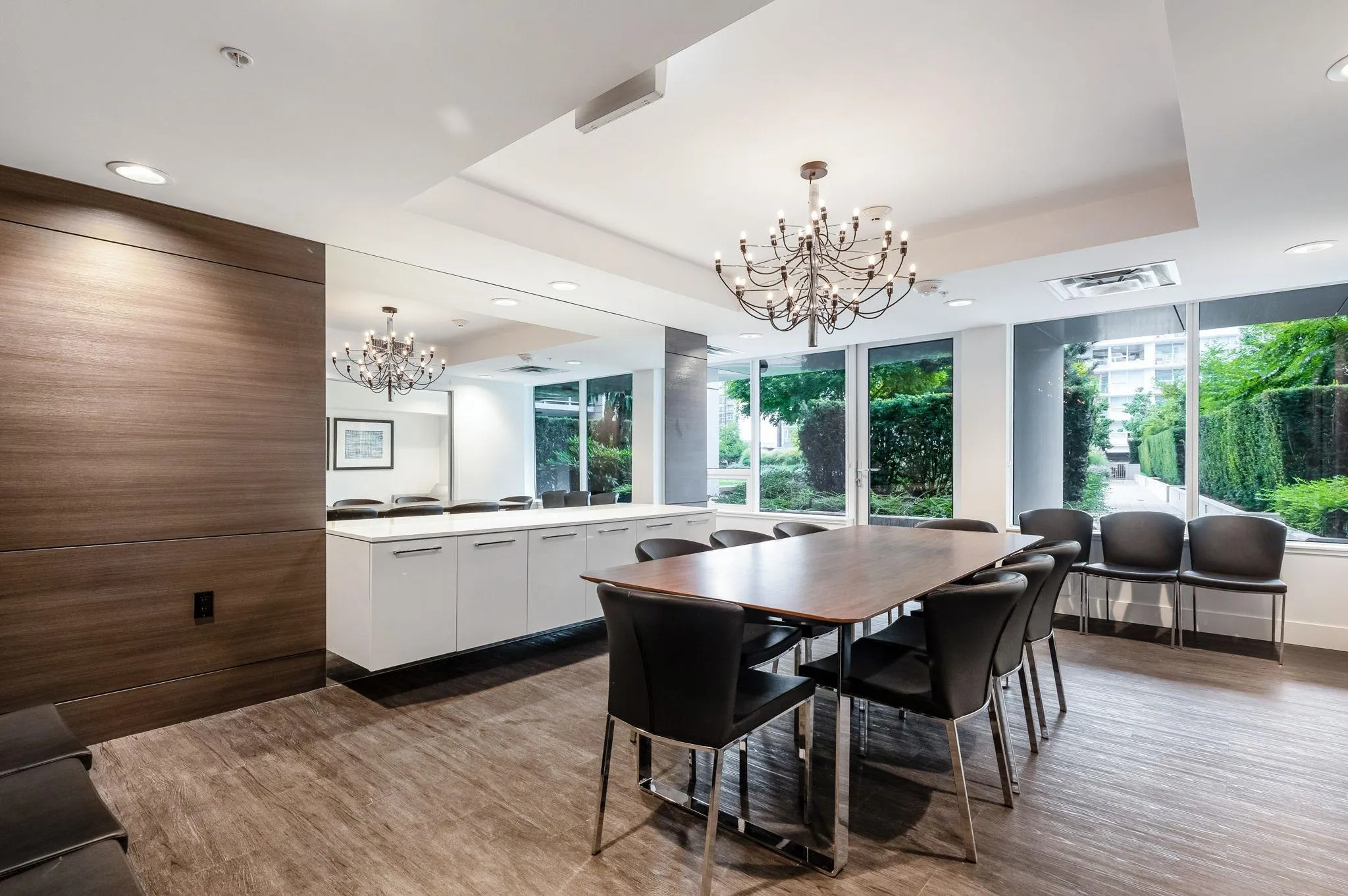 1308 5233 Gilbert Road