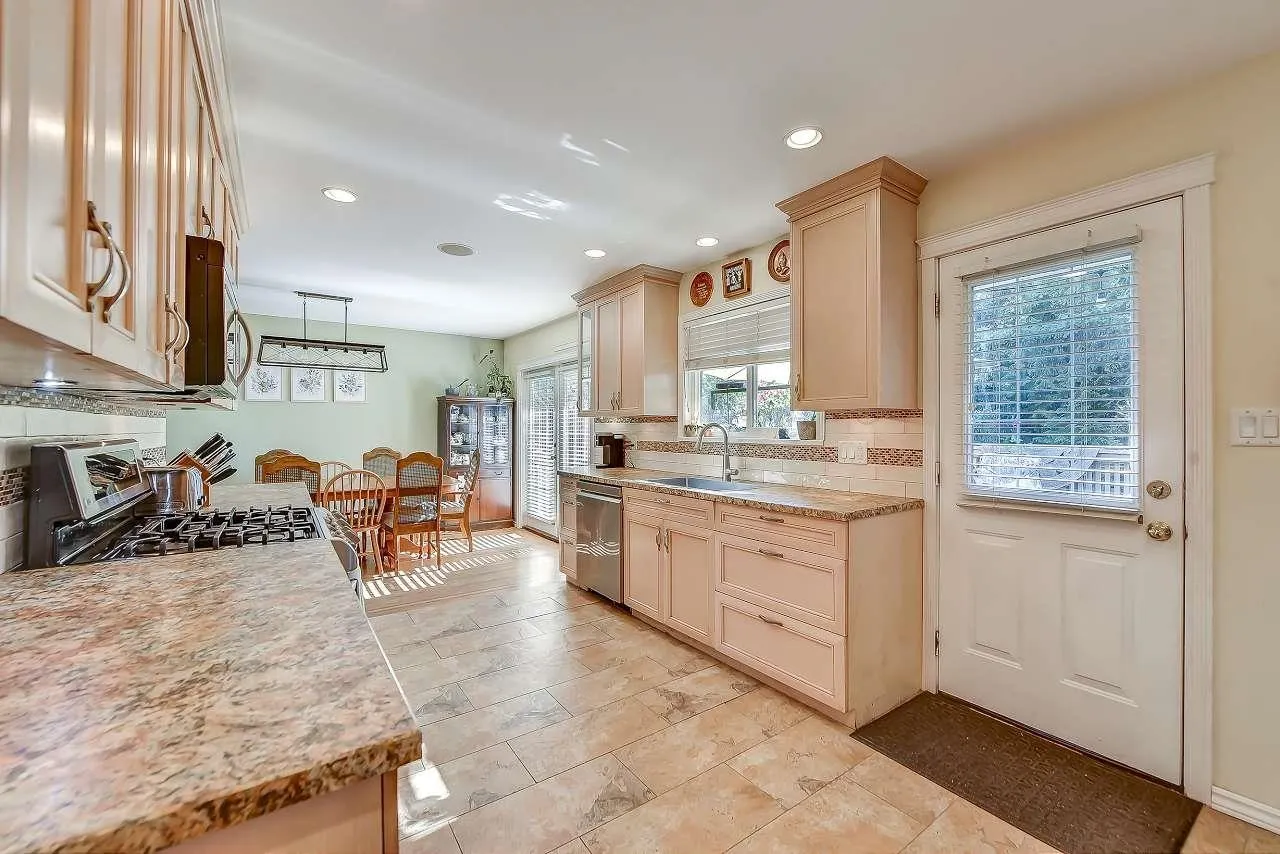 10957 Jay Crescent