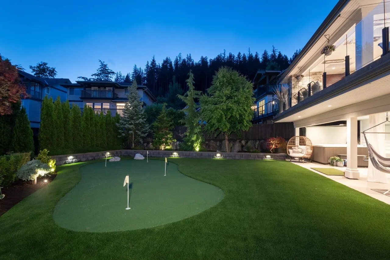 79 Cliffwood Drive