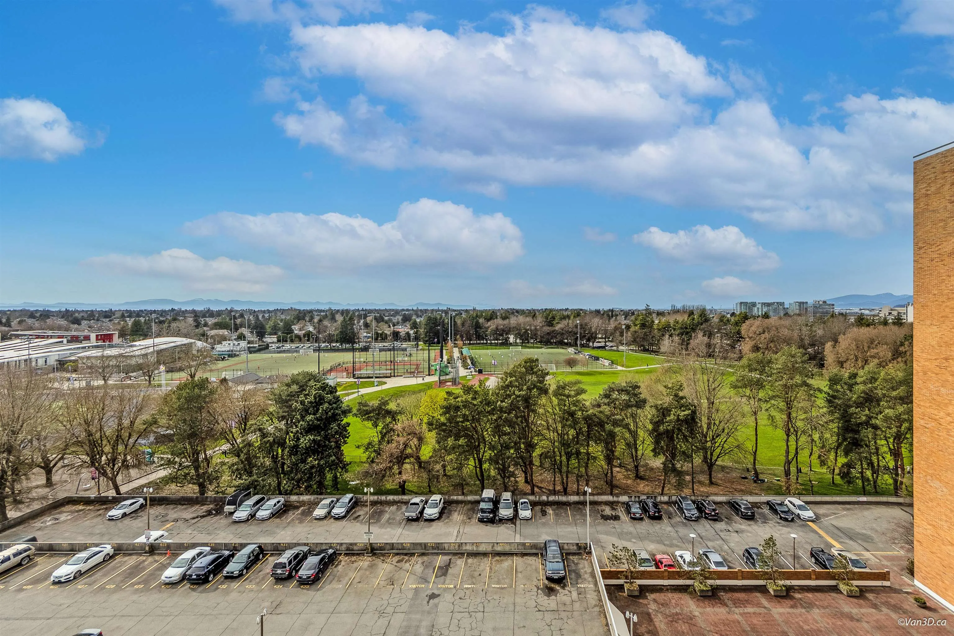 1209 6631 Minoru Boulevard