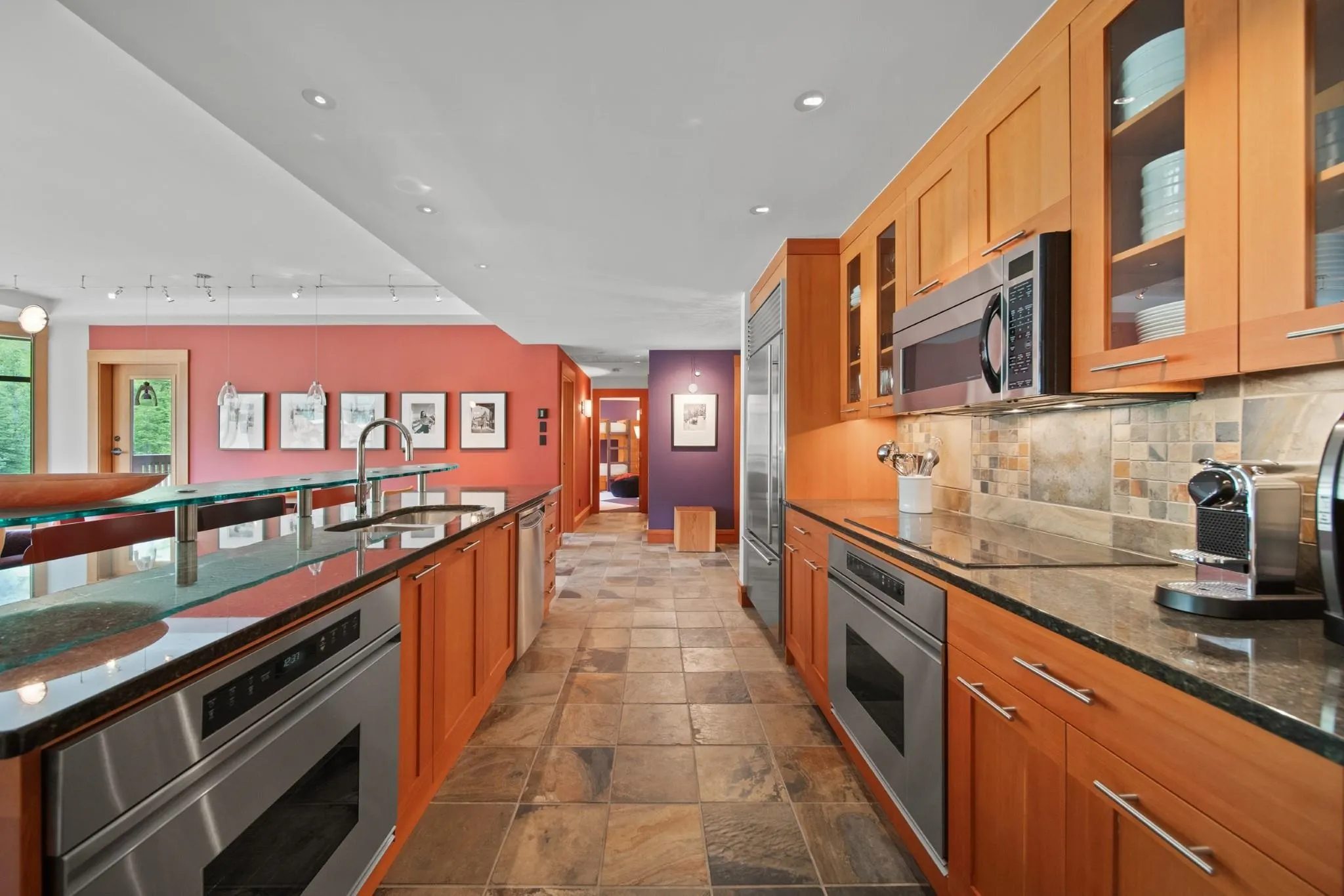 614 2202 Gondola Way