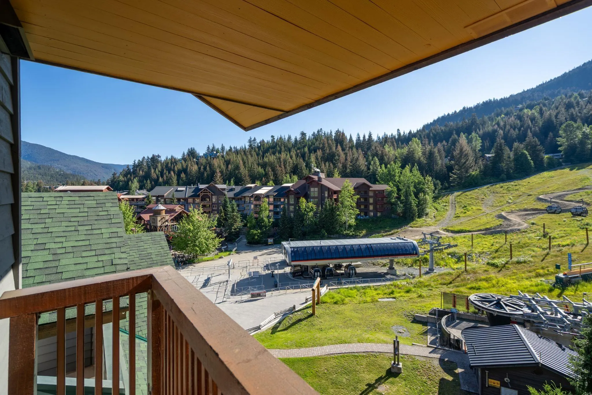 614 2202 Gondola Way