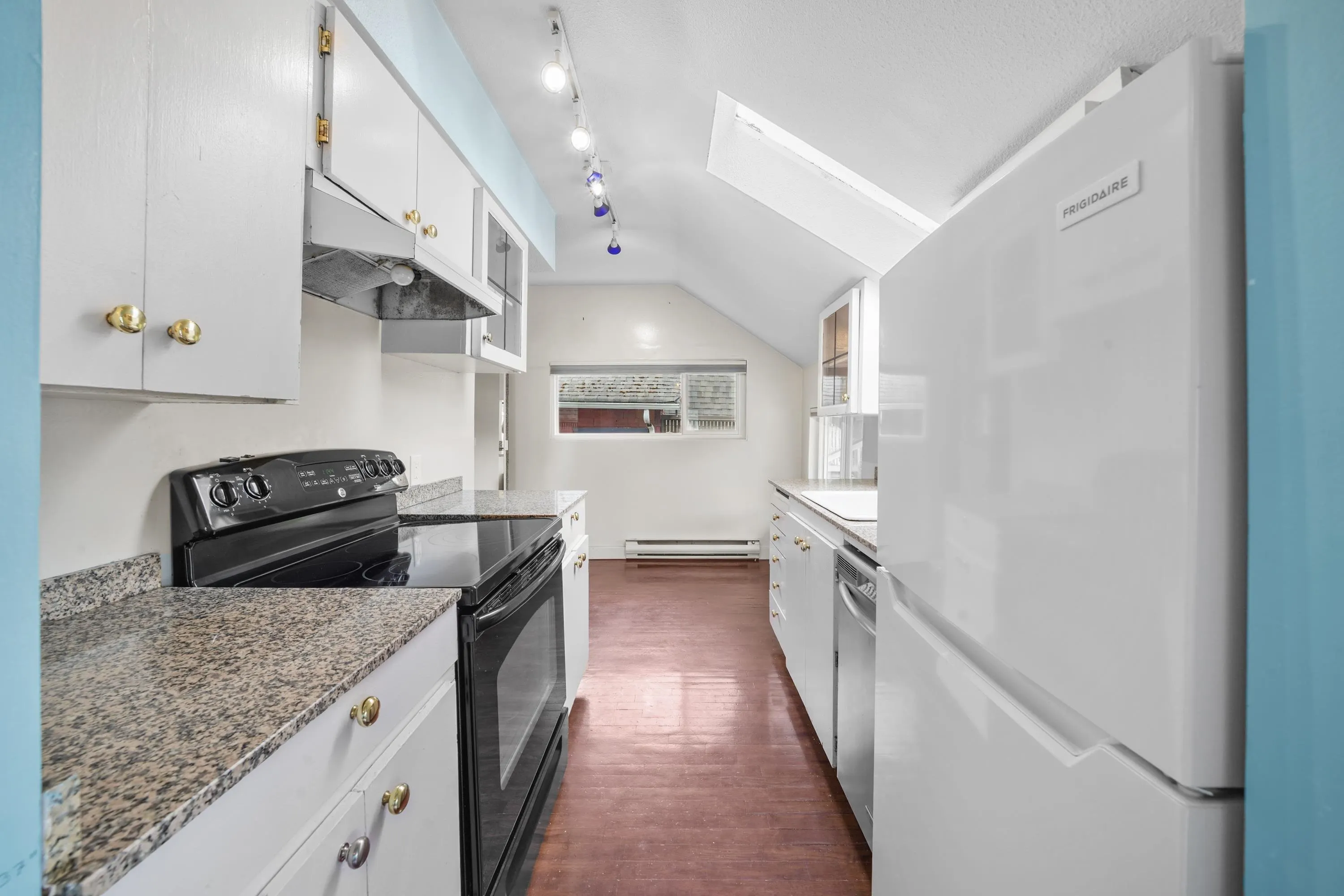 3535- 3539 W 3rd Avenue