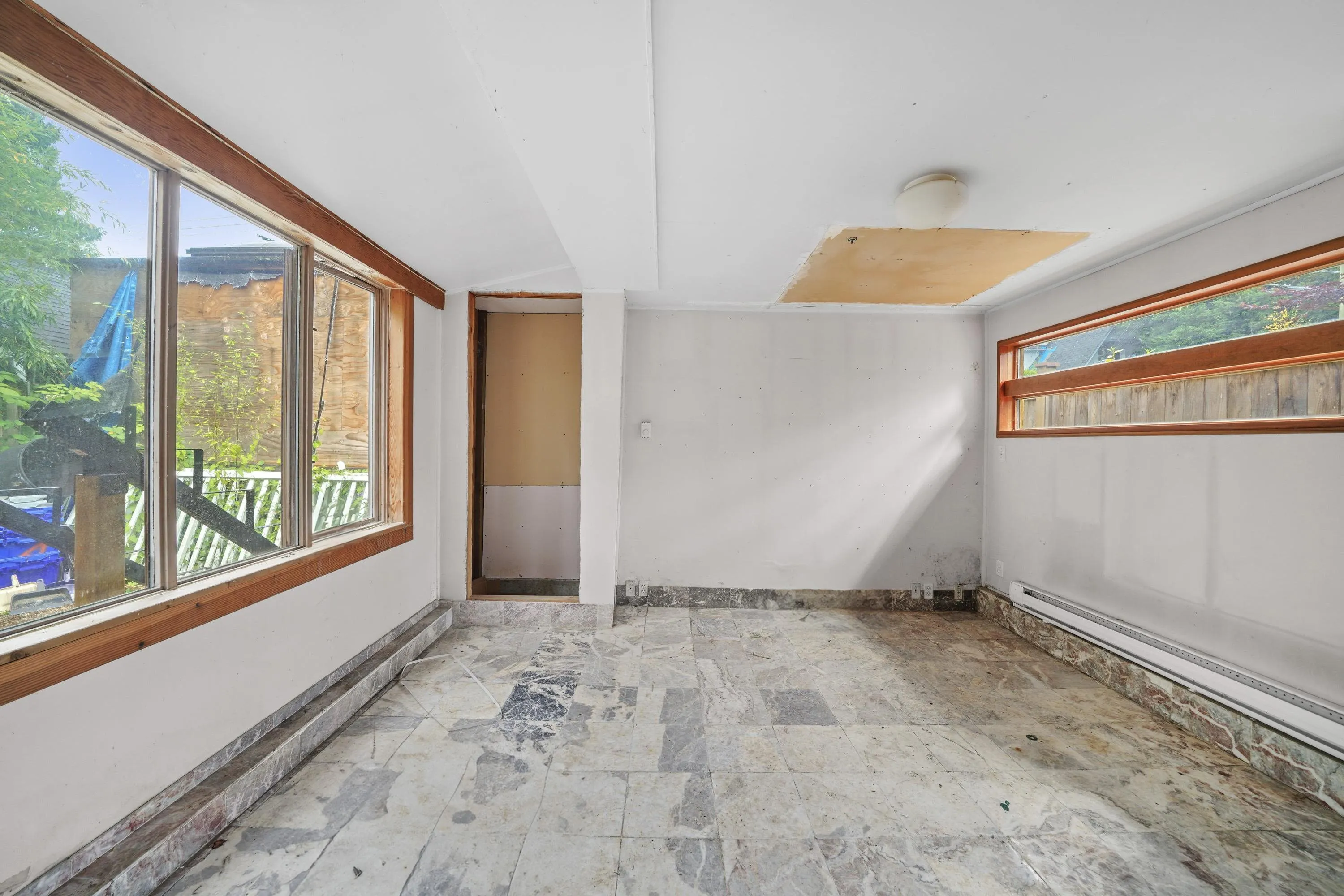 3535- 3539 W 3rd Avenue