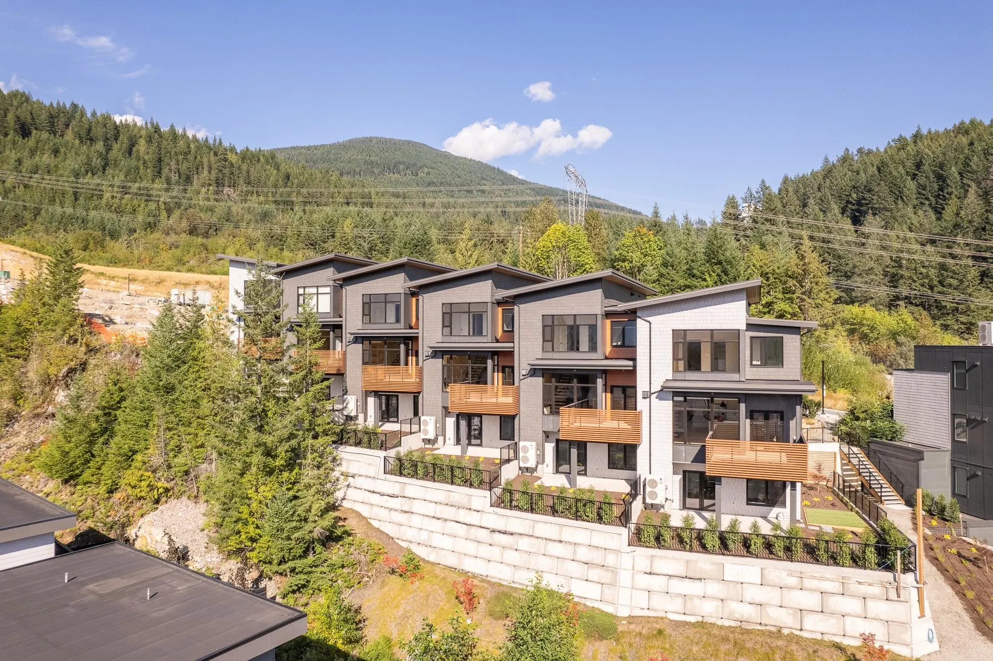 11 3407 Mamquam Road