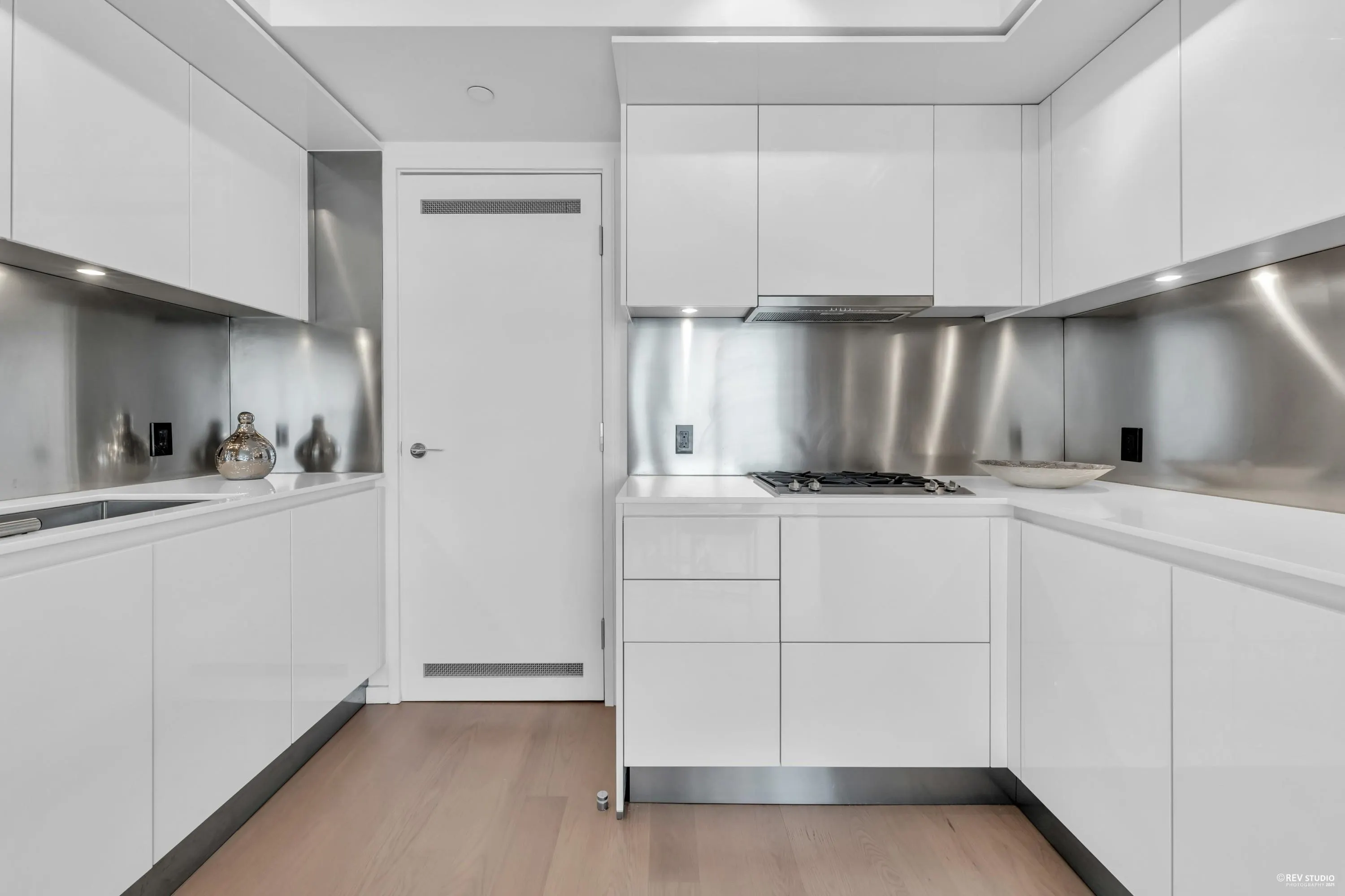 4505 1151 W Georgia Street