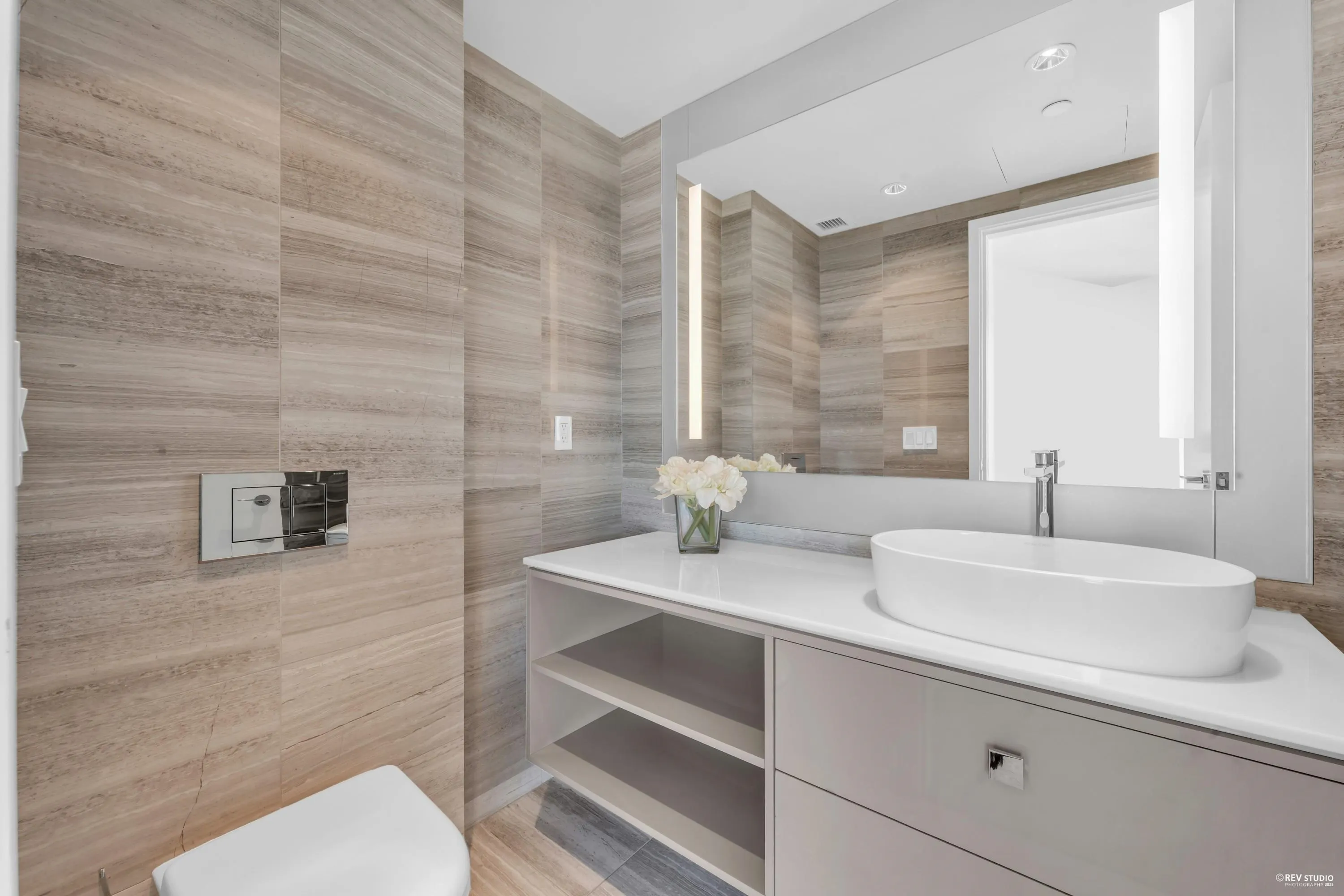 4505 1151 W Georgia Street