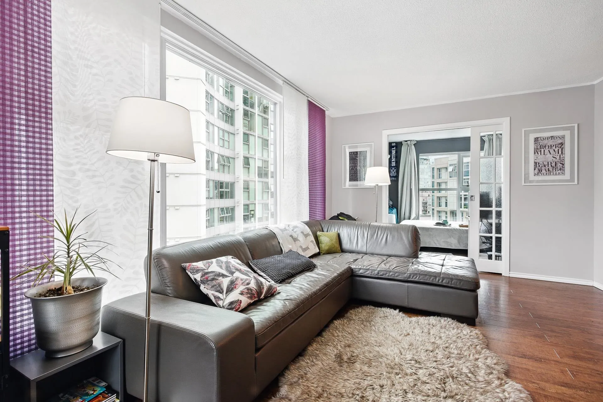 B1002 1331 Homer Street