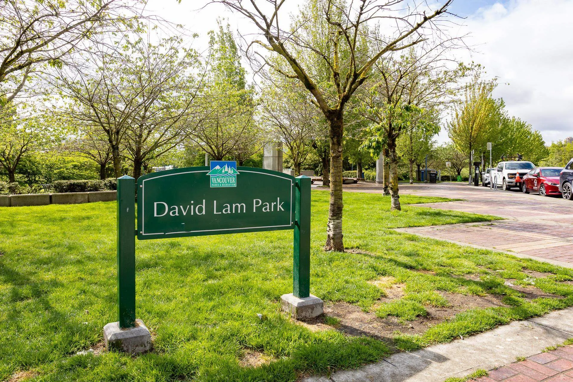 B1002 1331 Homer Street