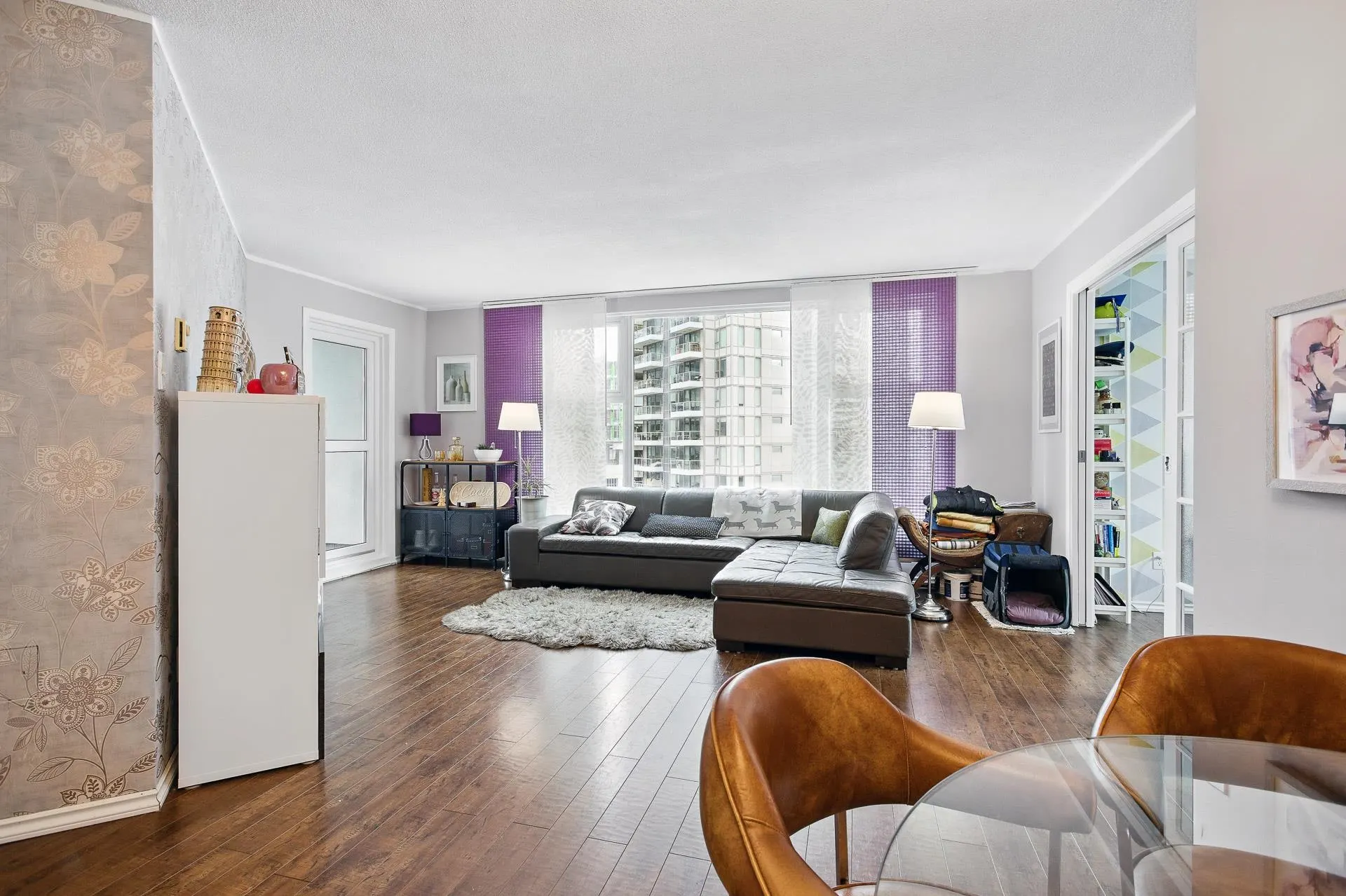 B1002 1331 Homer Street