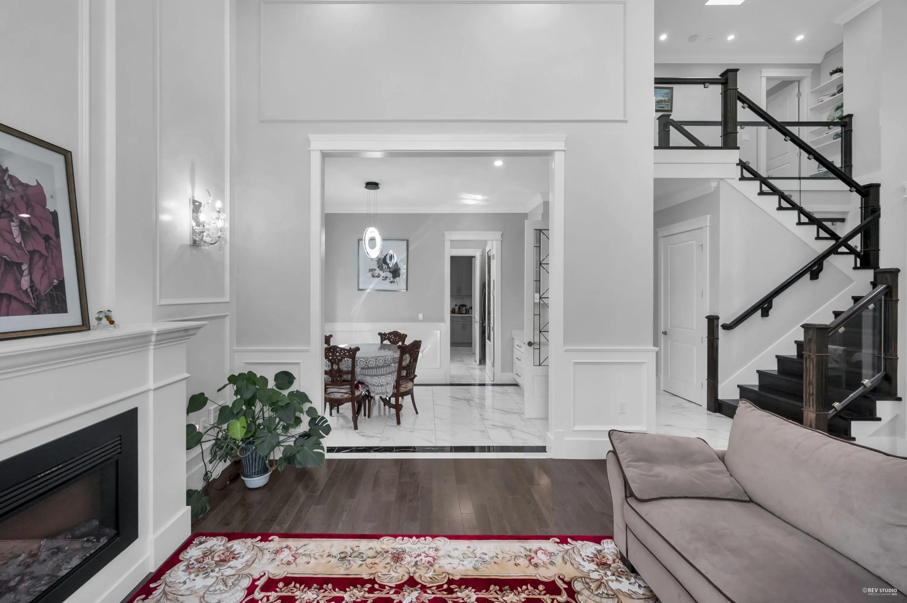 8351 Leslie Road