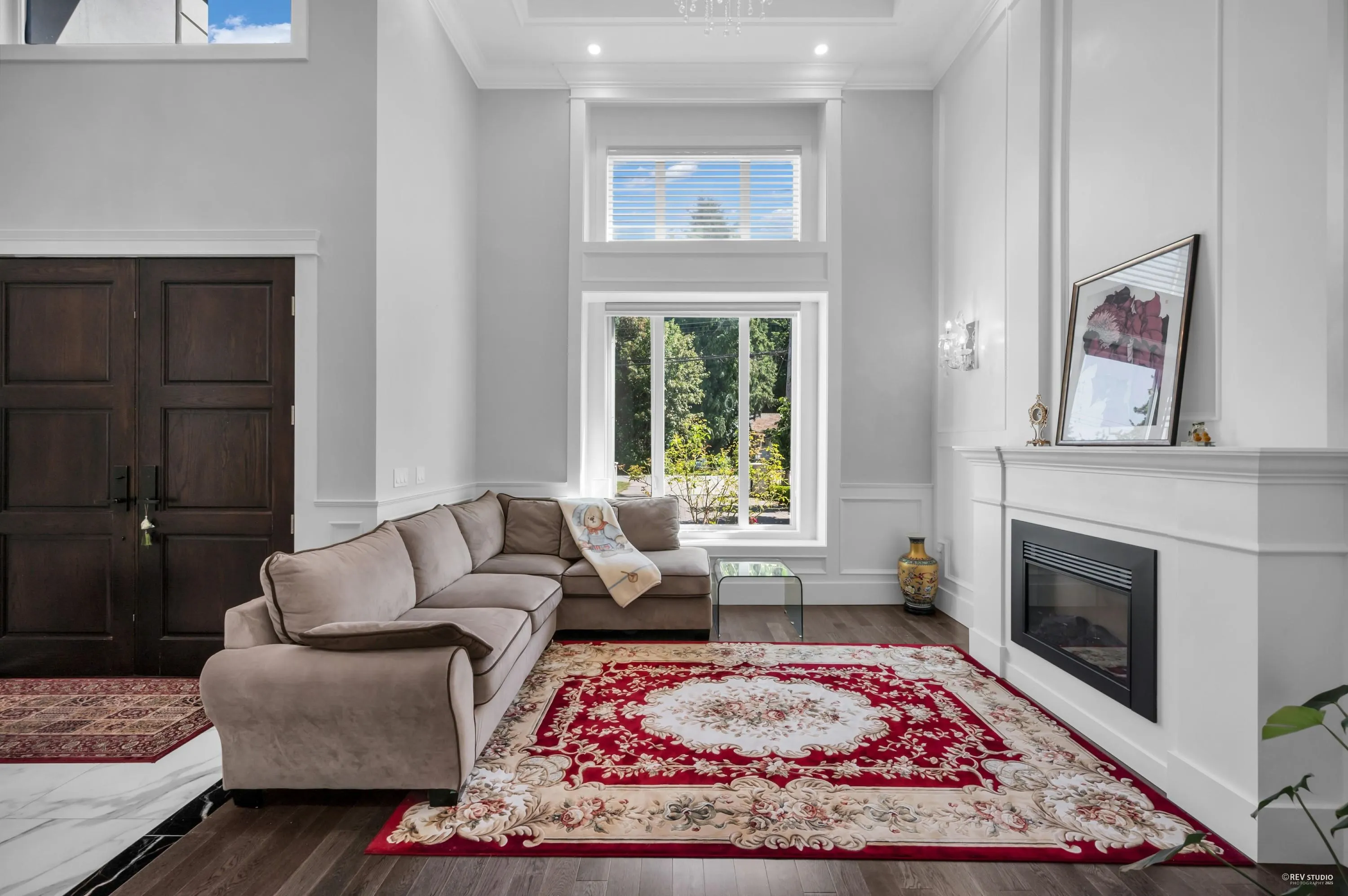 8351 Leslie Road