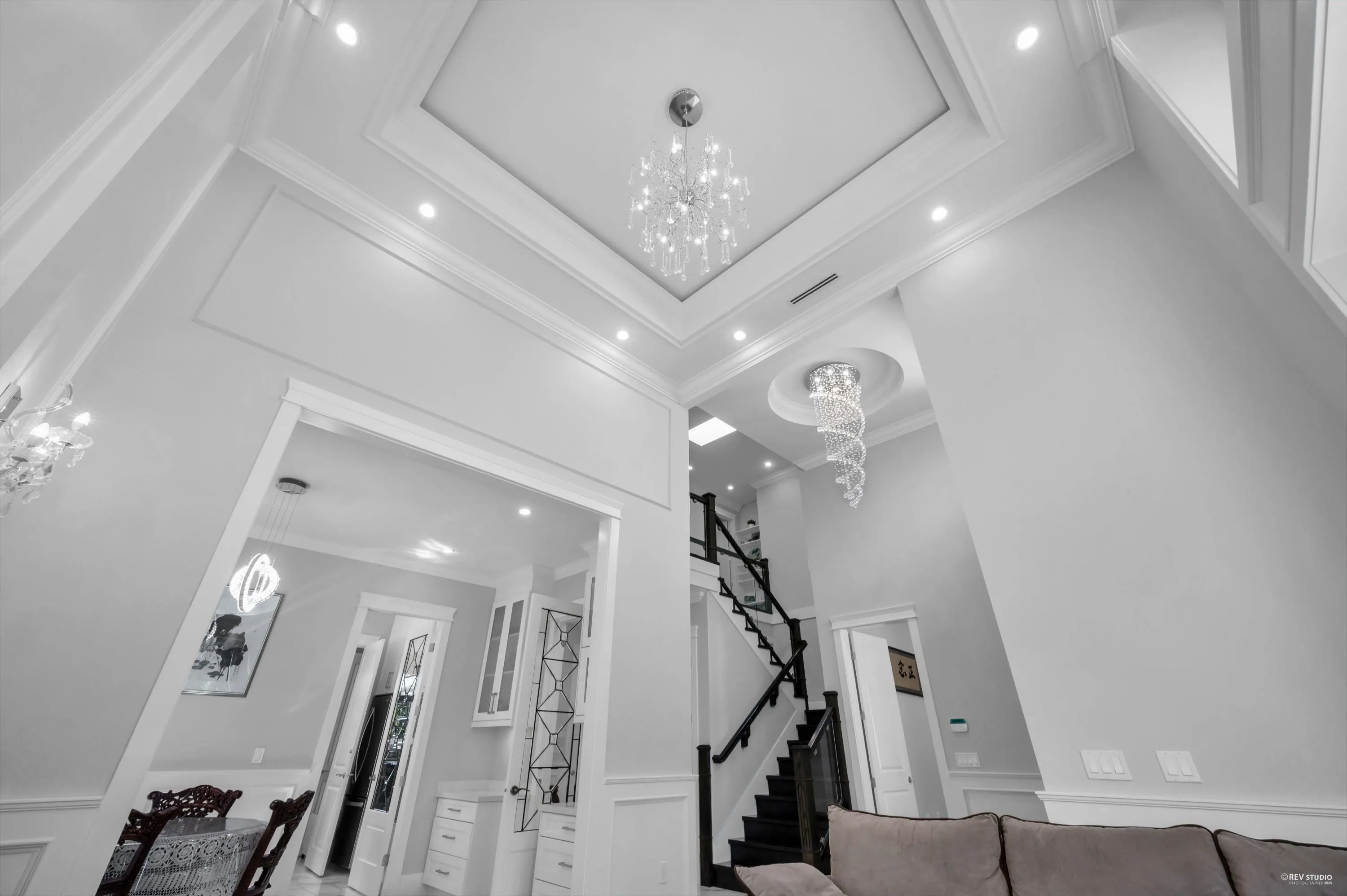 8351 Leslie Road