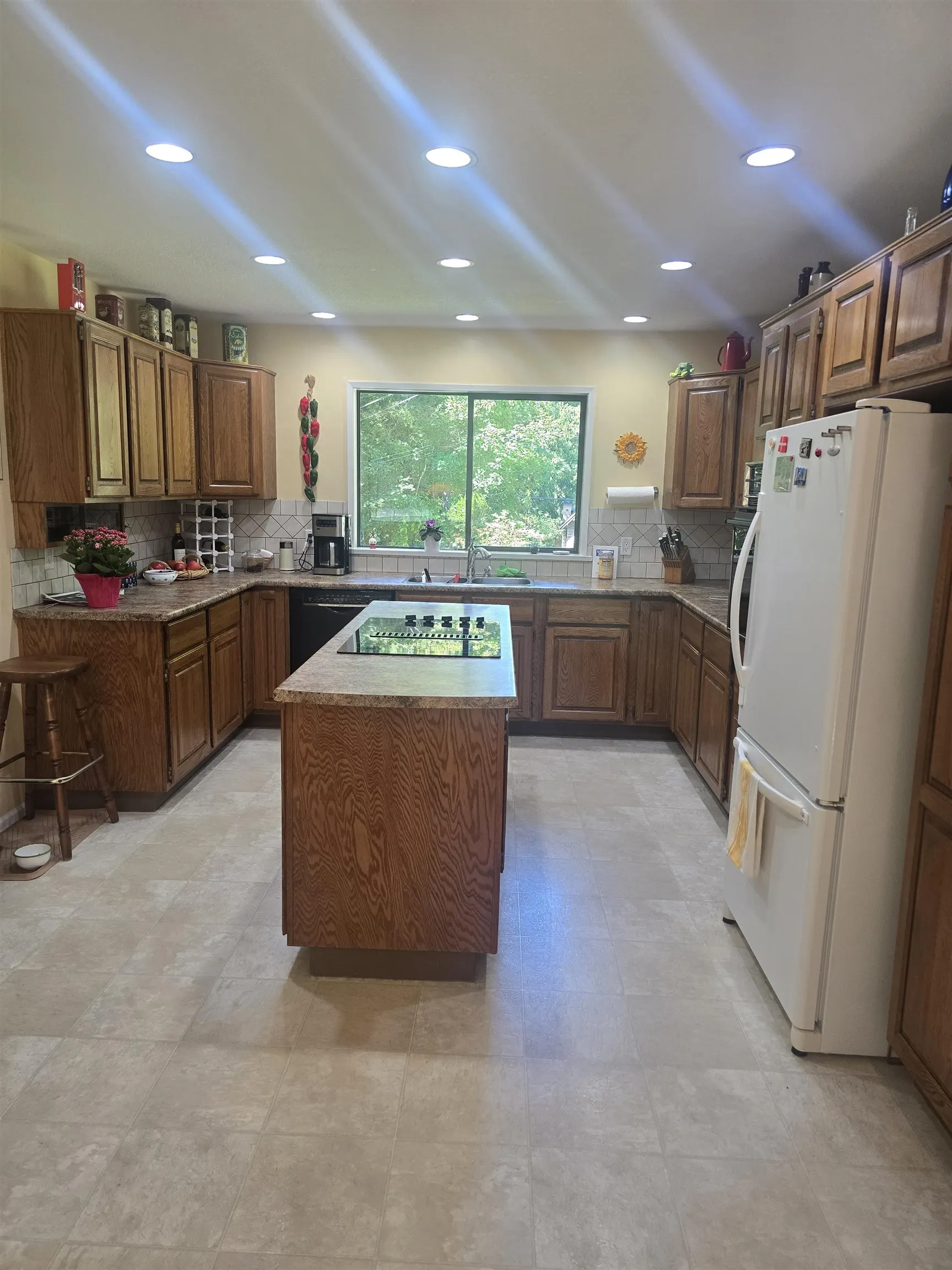 13418 Vine Maple Drive