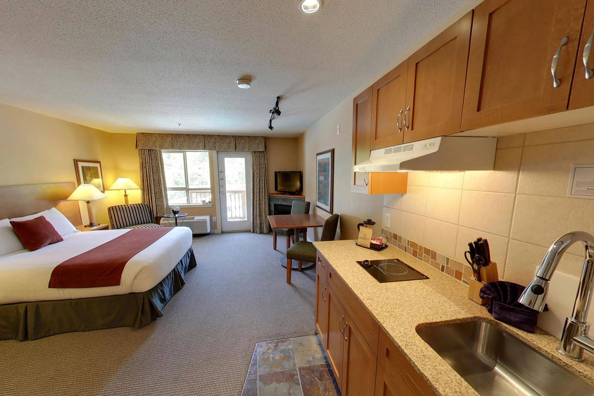 1490 Highway 99 Highway #114