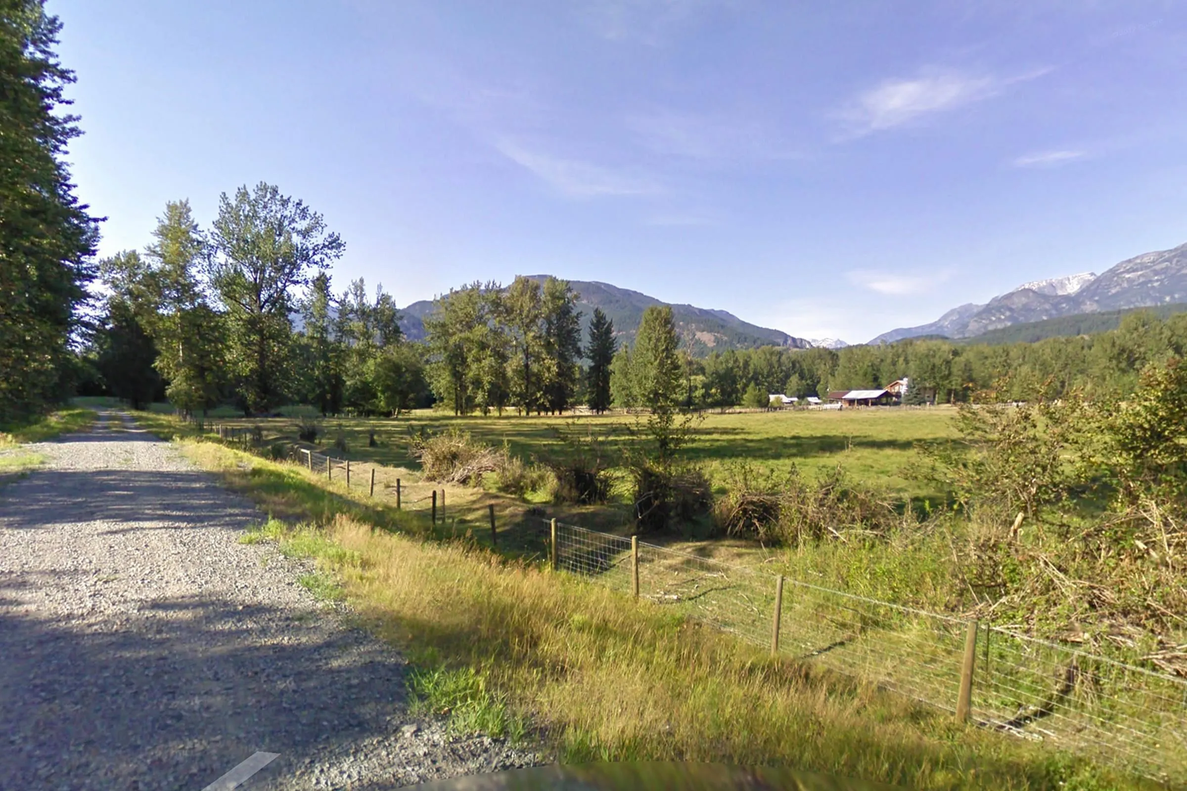 1490 Highway 99 Highway #114