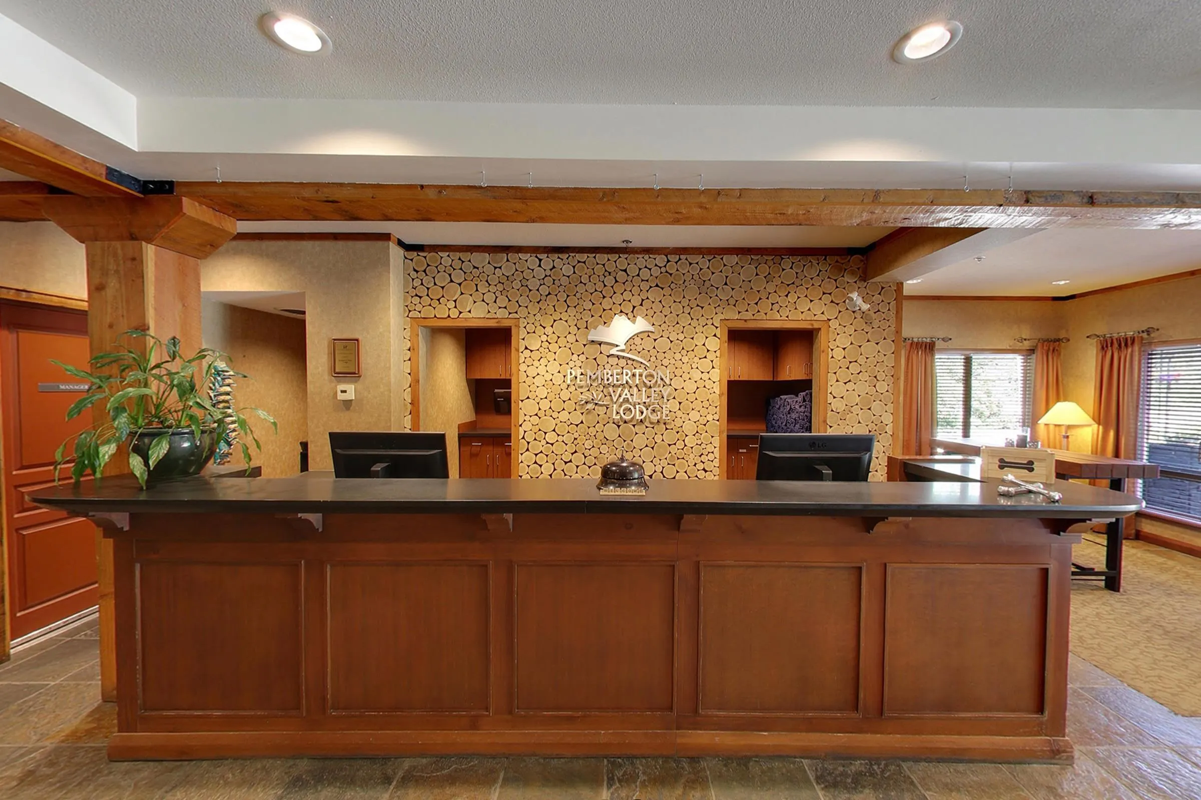 1490 Highway 99 Highway #114