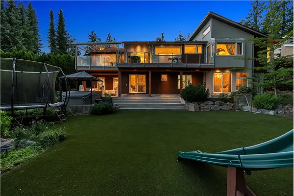 3706 Southridge Place