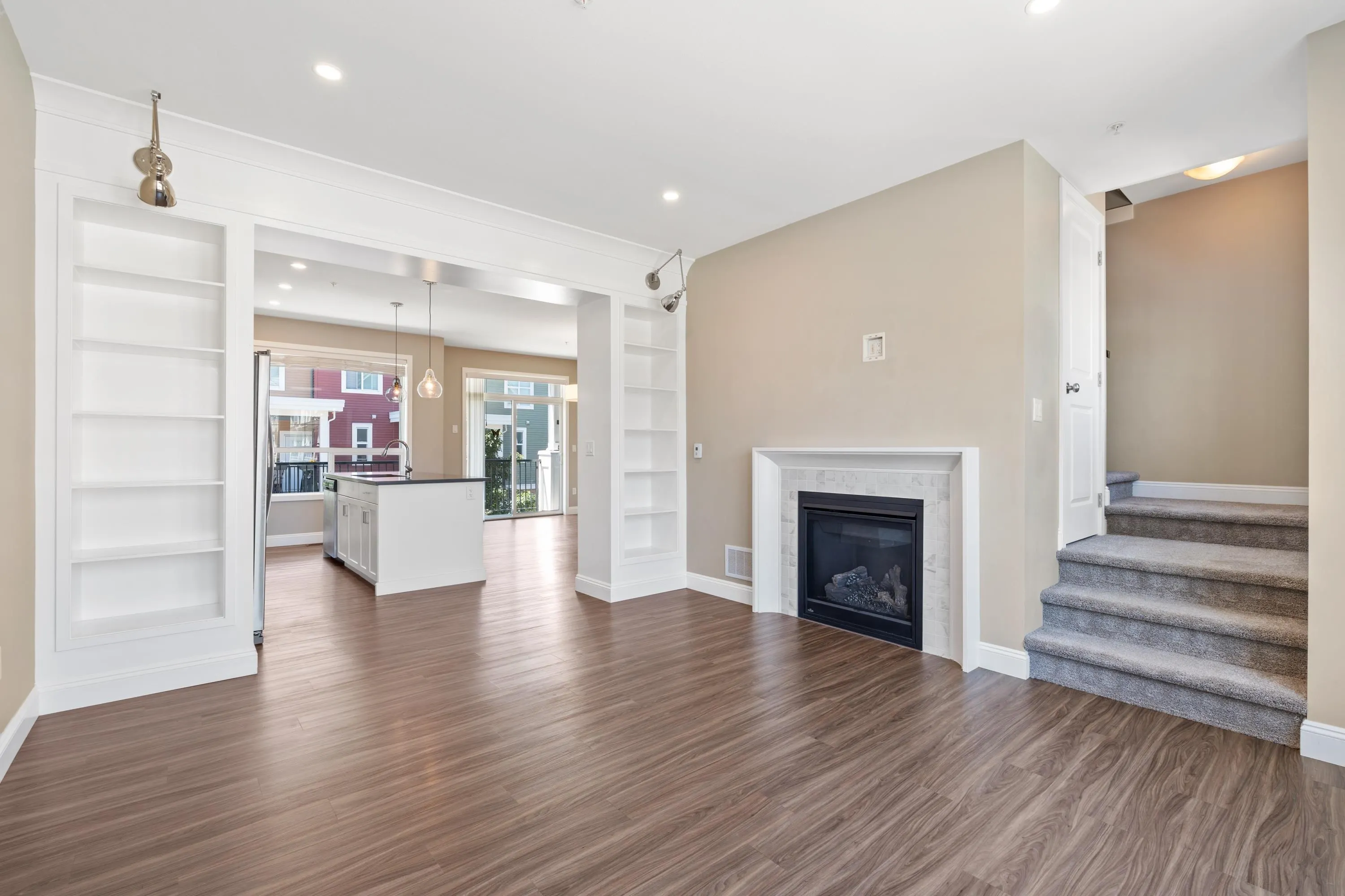 5571 Driftwood Street