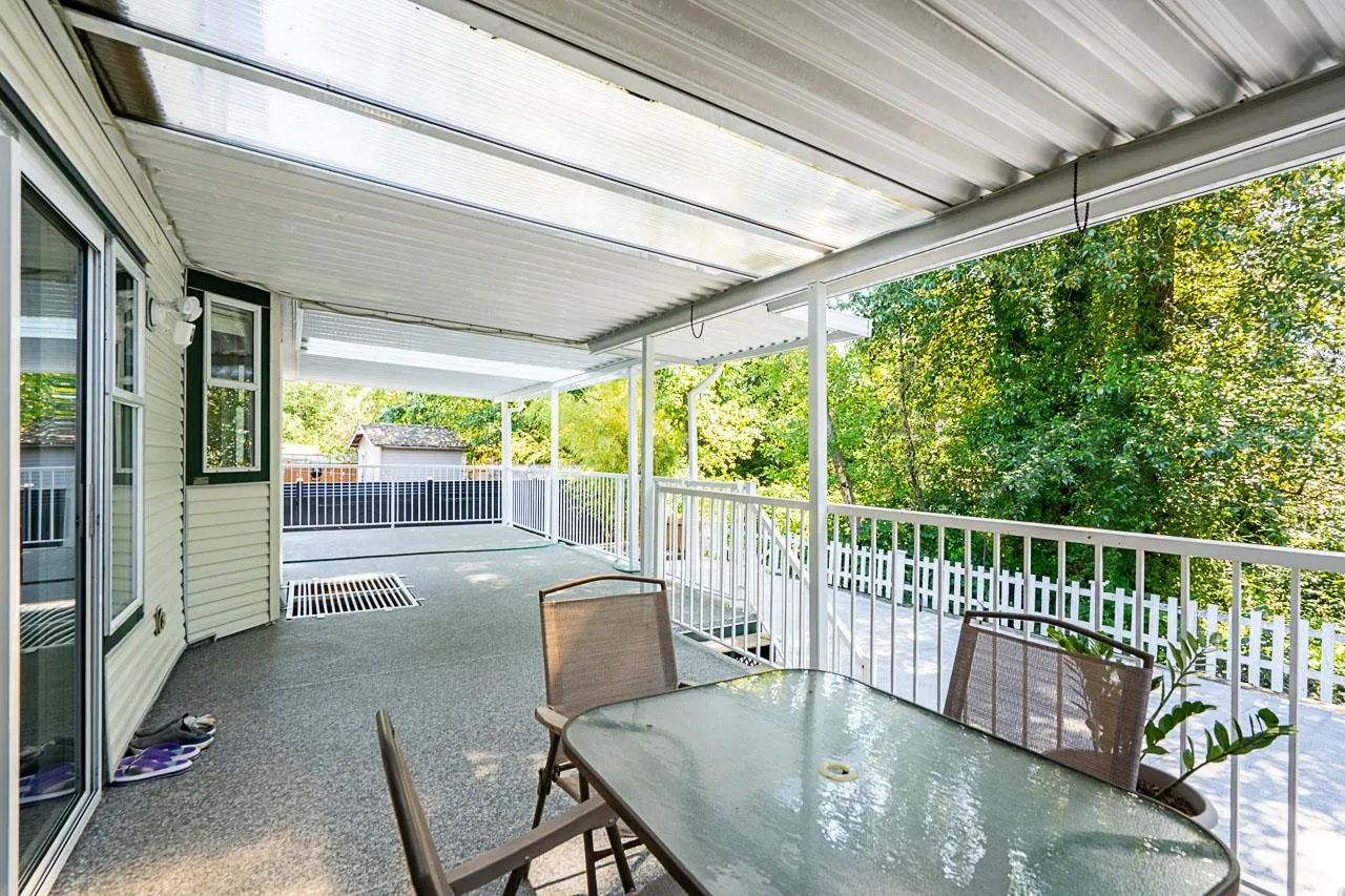 2989 Creekside Drive
