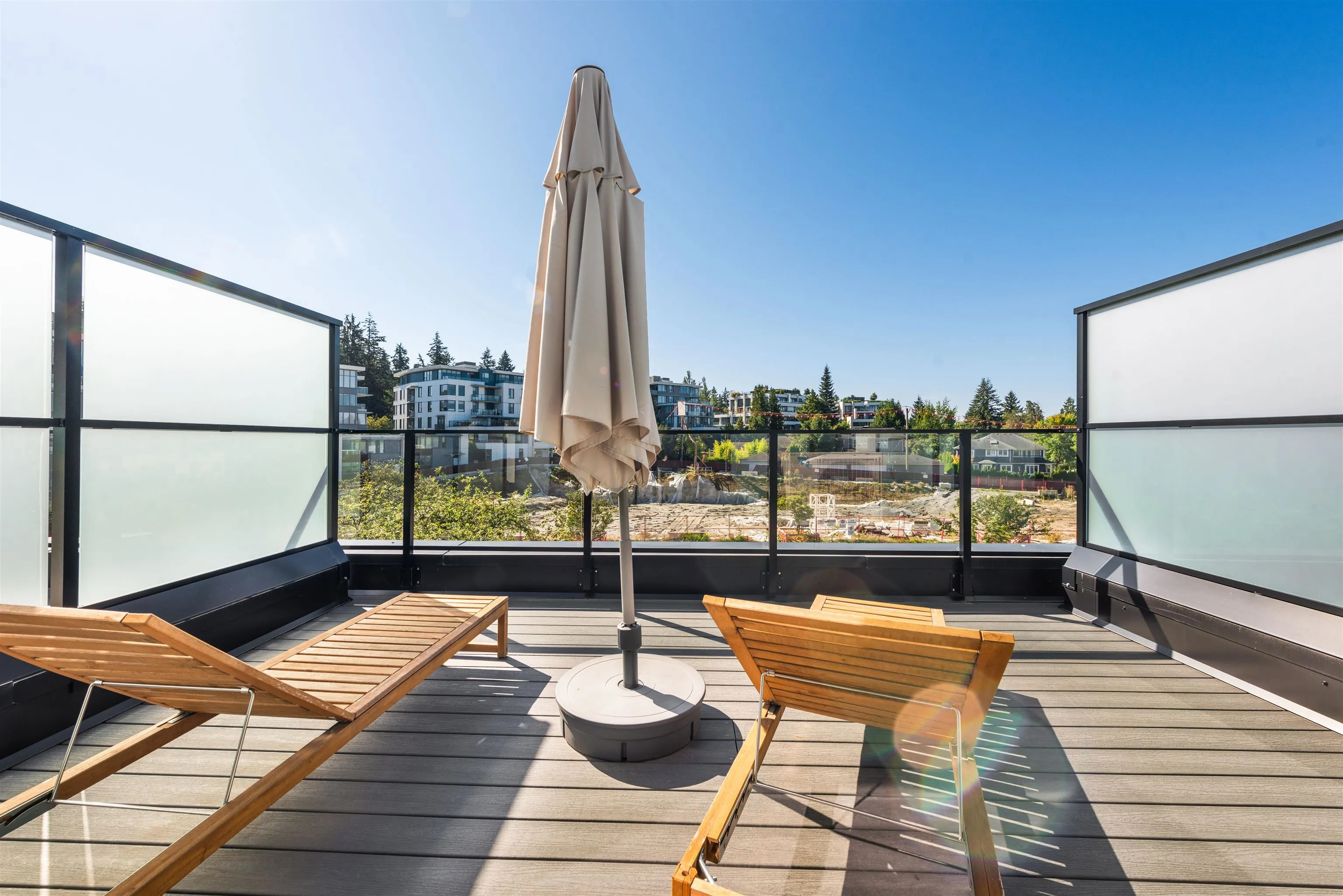 561 W 29th Avenue