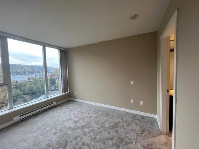 1001 651 Nootka Way