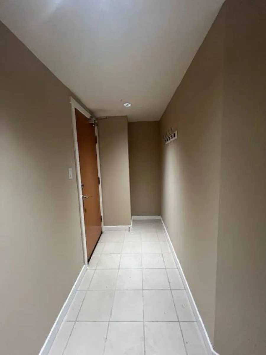 1001 651 Nootka Way