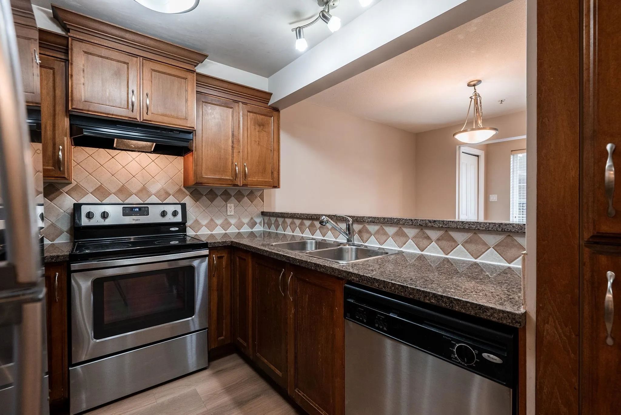 113 10289 133 Street