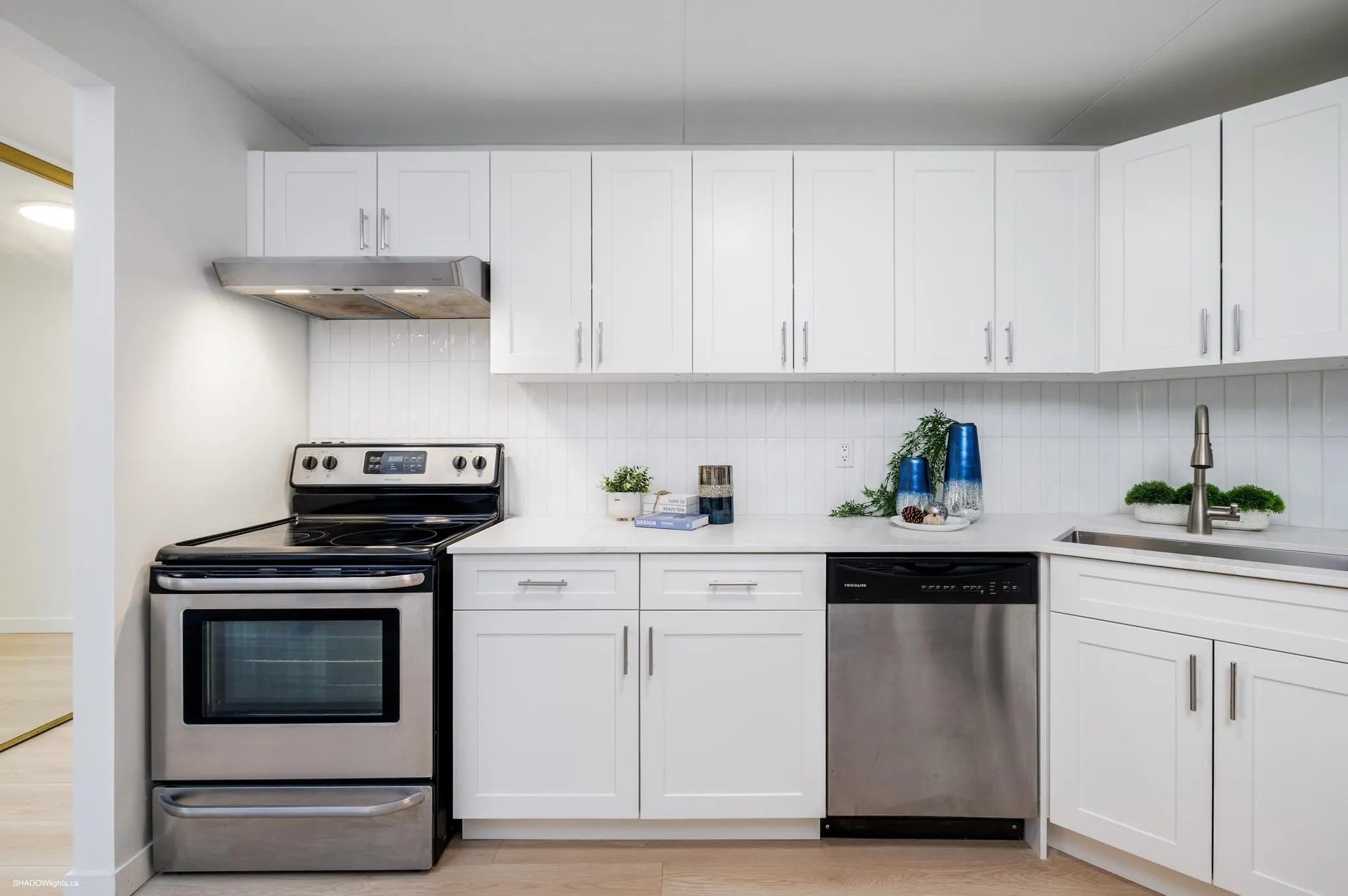 711 6651 Minoru Boulevard