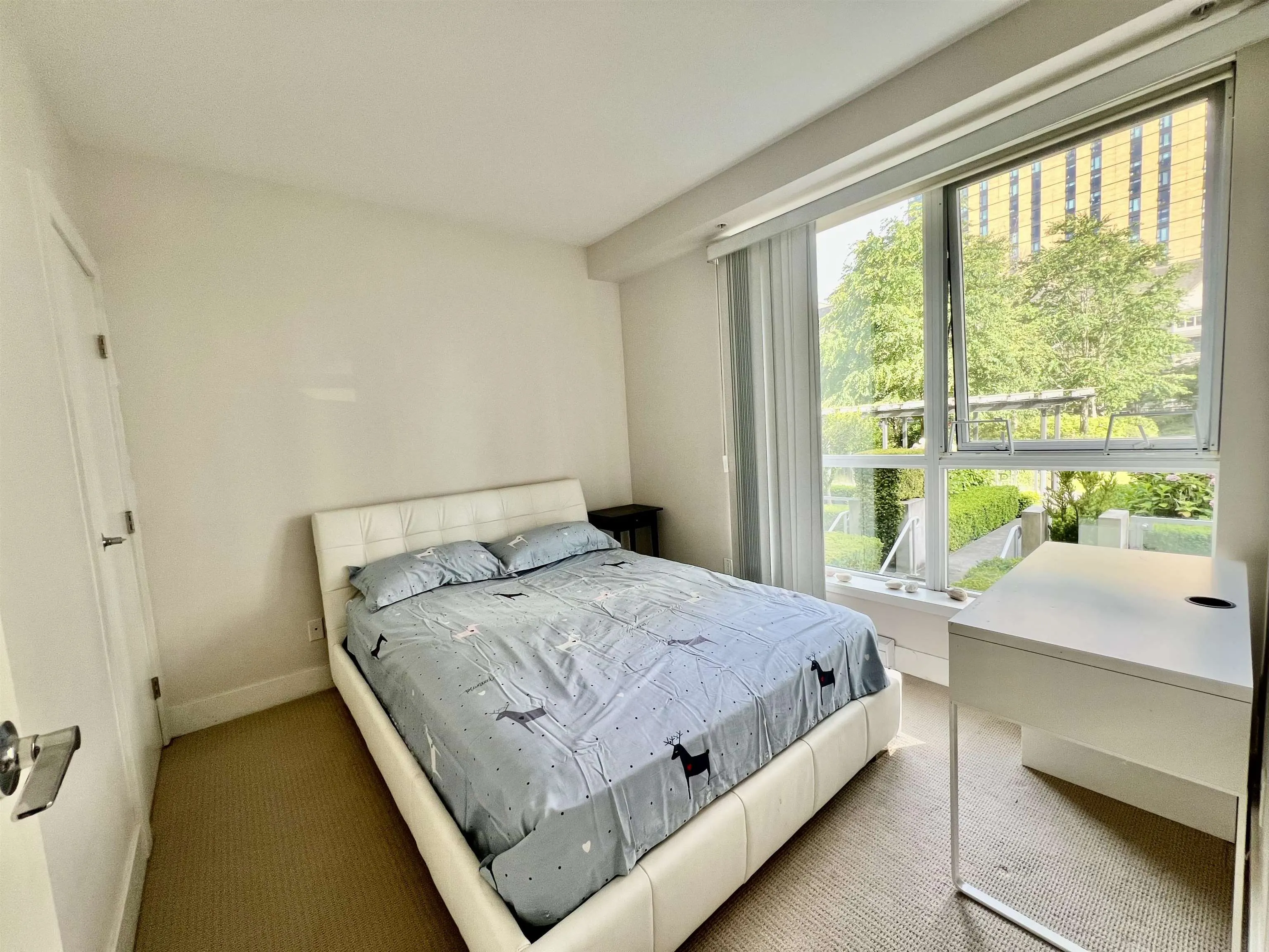 201 6080 Iona Drive
