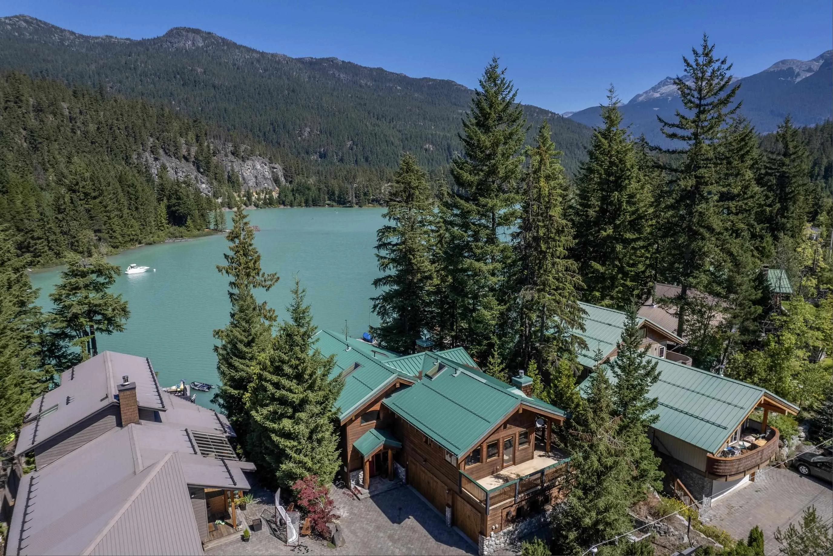 9297 Lakeshore Drive