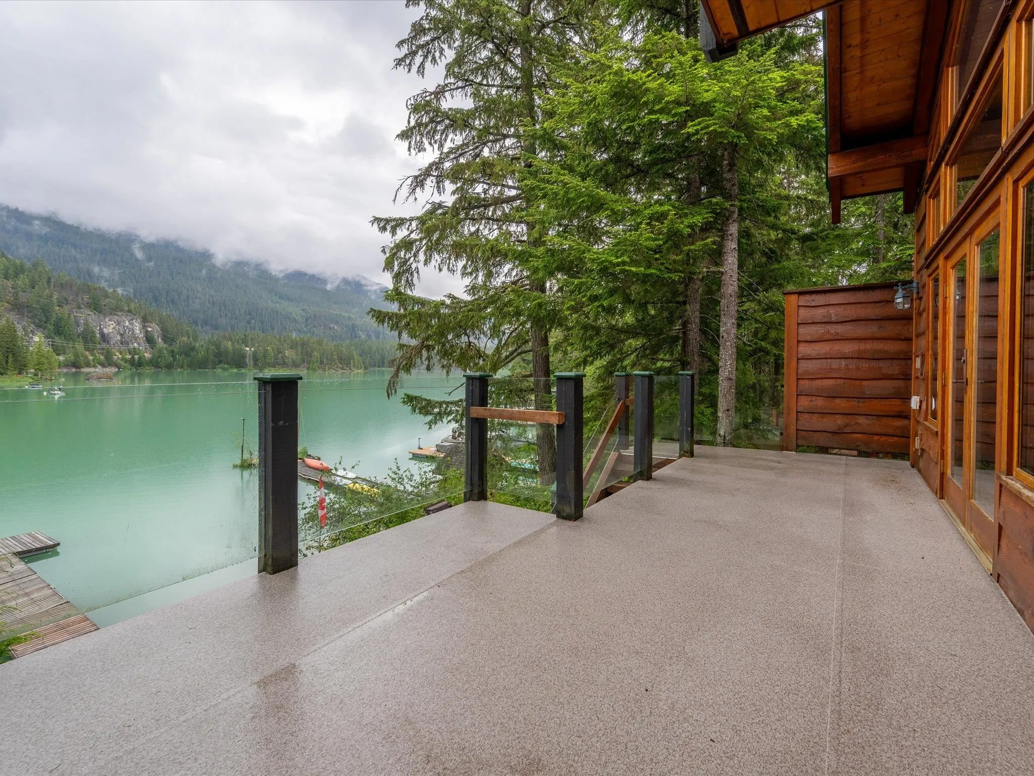 9297 Lakeshore Drive