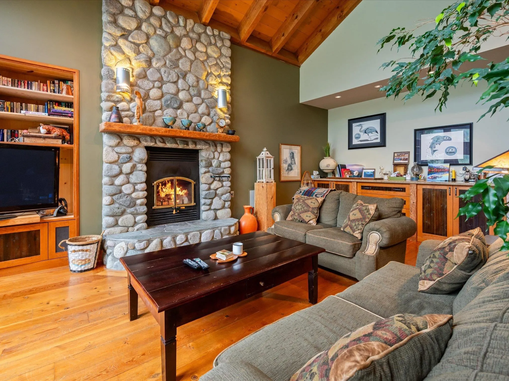 9297 Lakeshore Drive