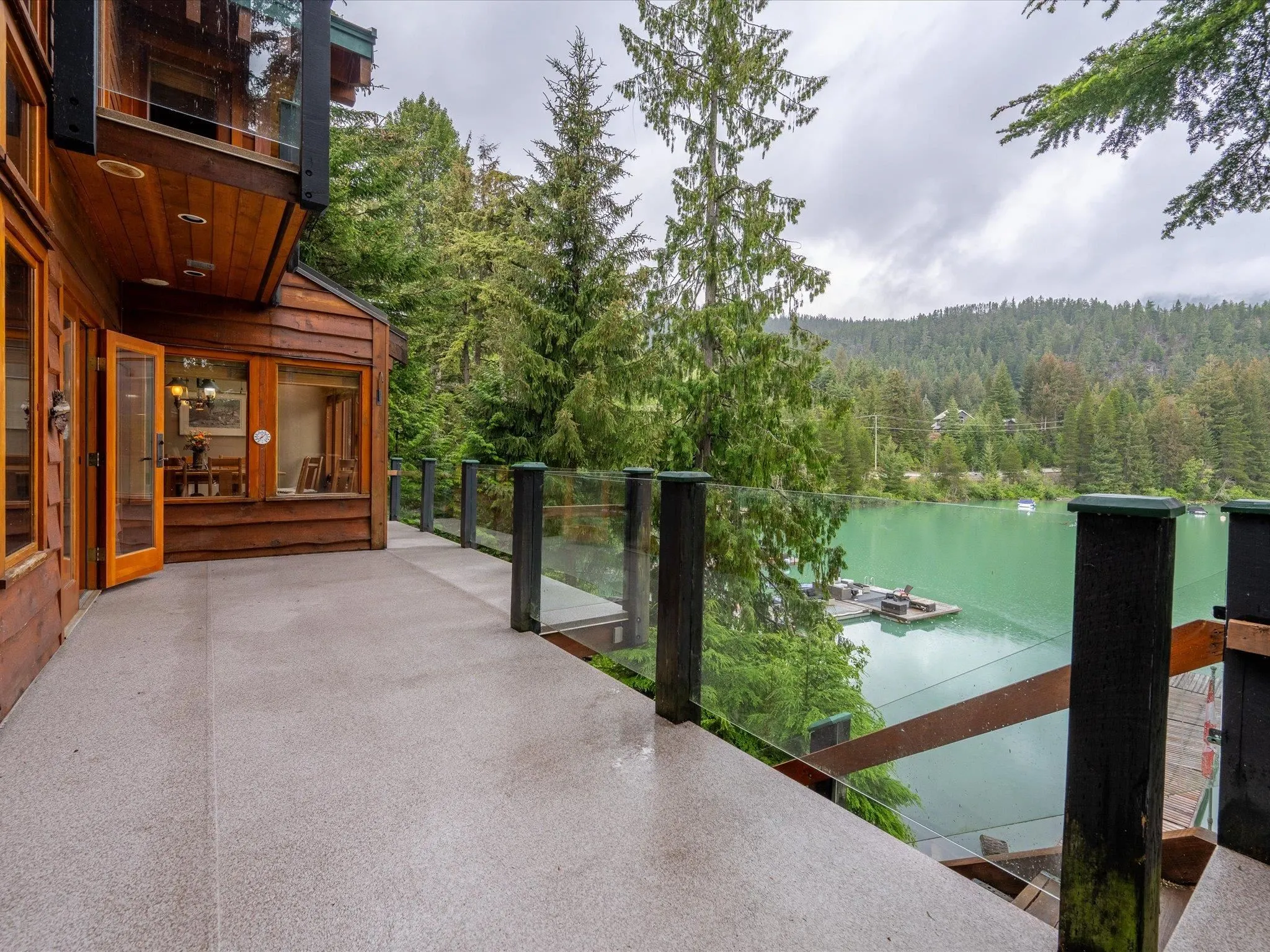 9297 Lakeshore Drive