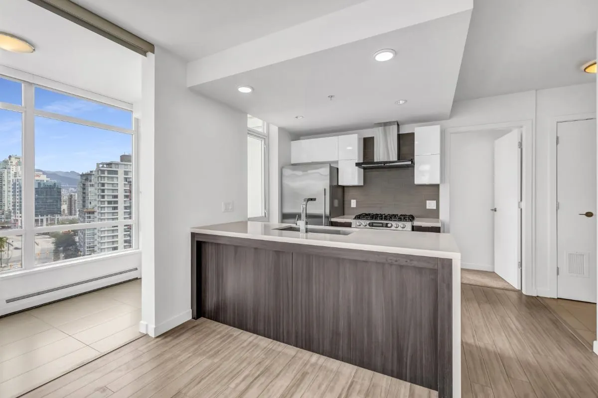 1502 1775 Quebec Street