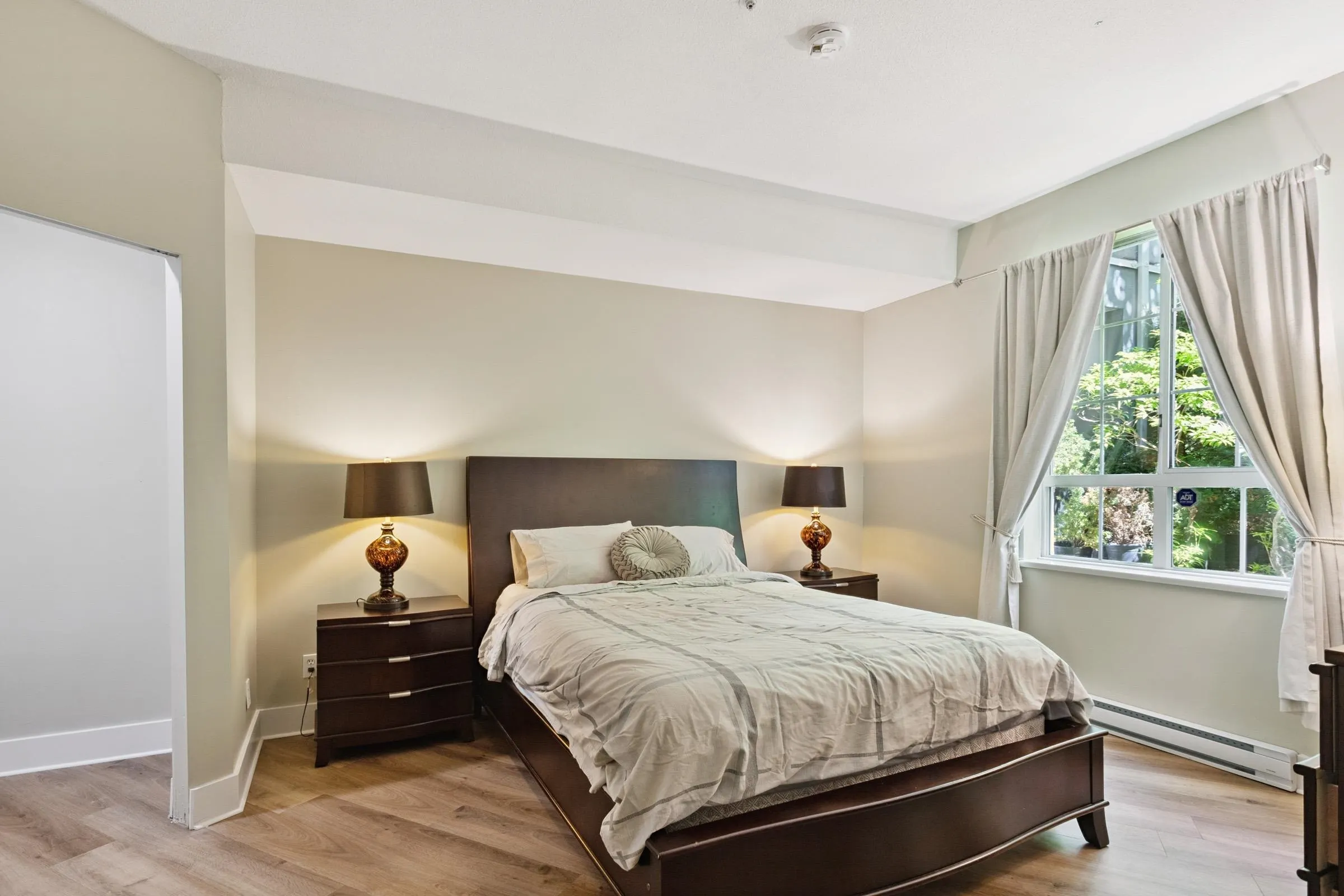 130 5835 Hampton Place