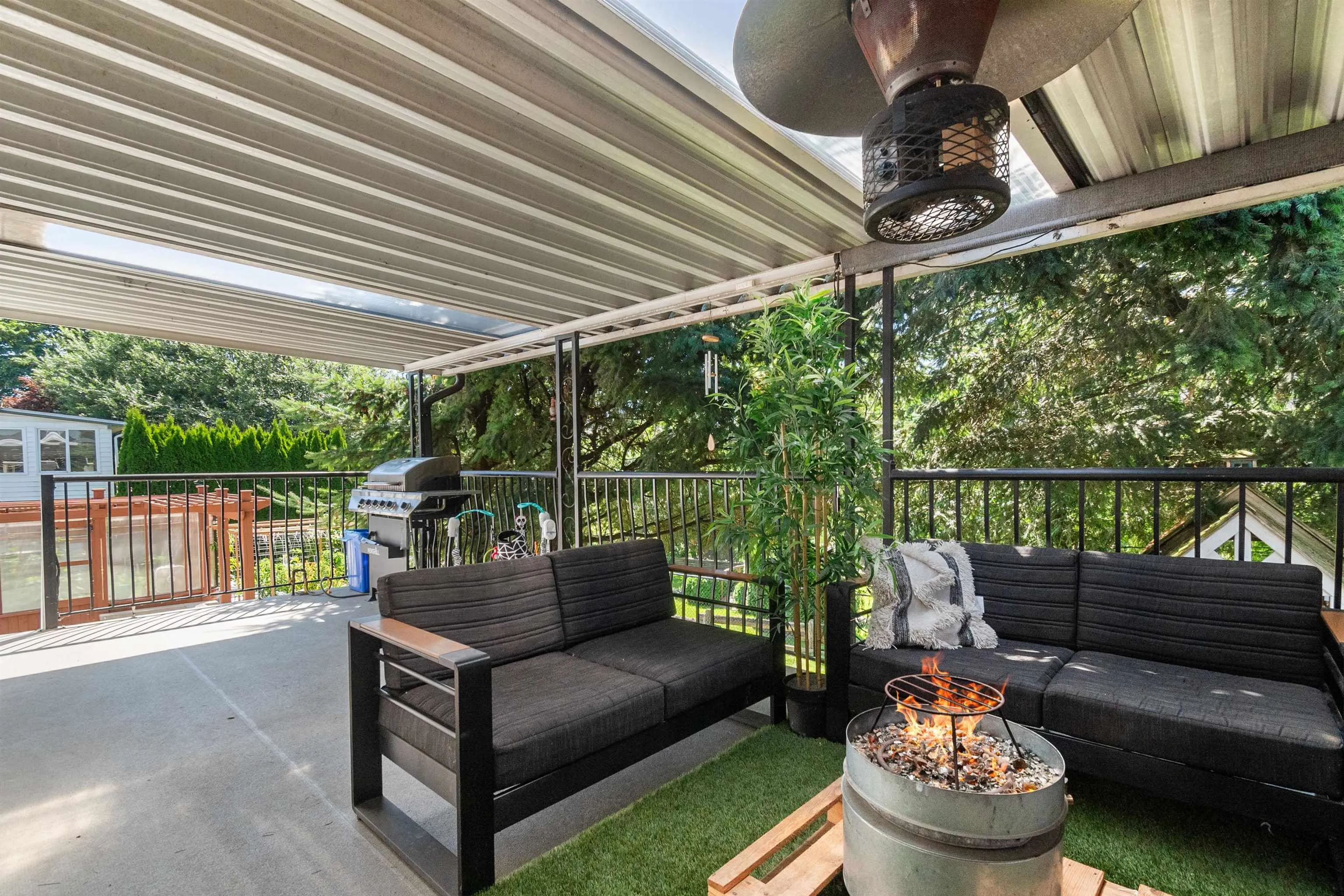 46014 Lake Drive