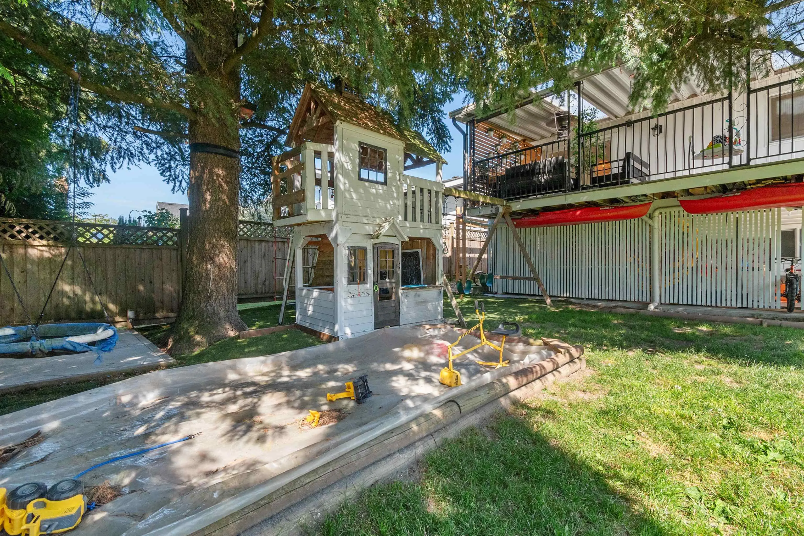46014 Lake Drive