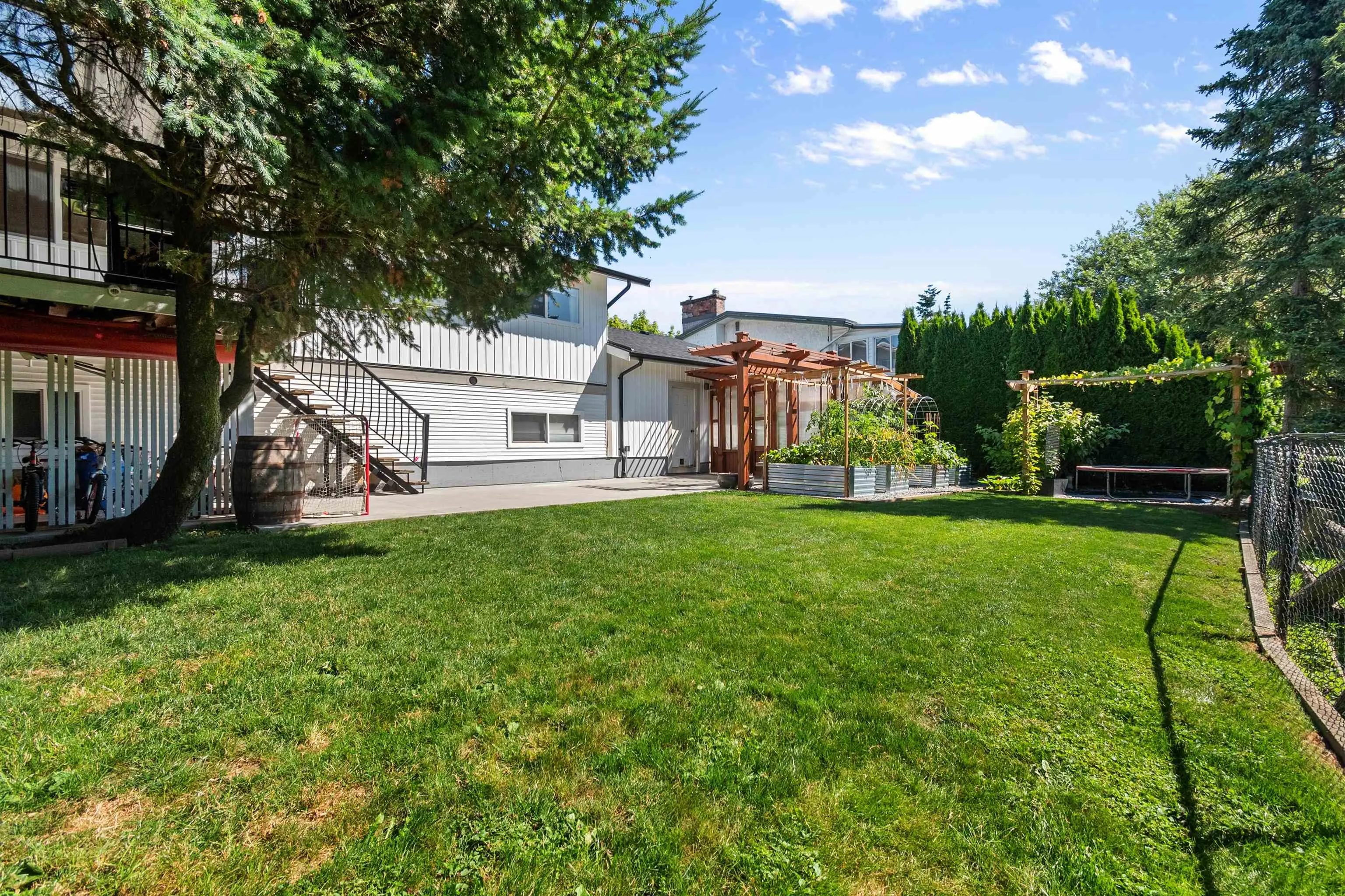 46014 Lake Drive