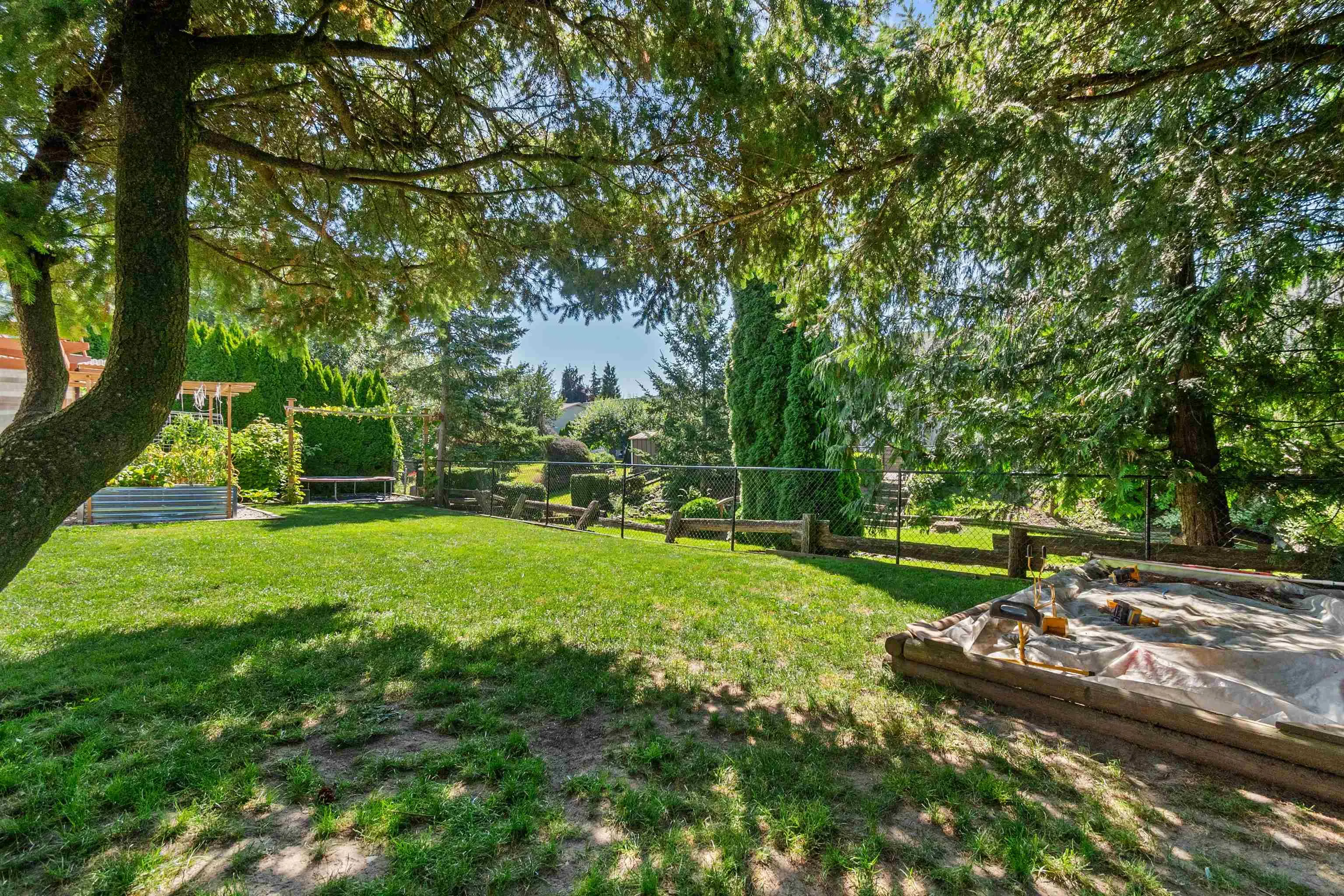 46014 Lake Drive