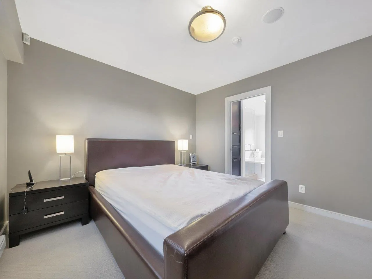 204 3788 W 10th Avenue