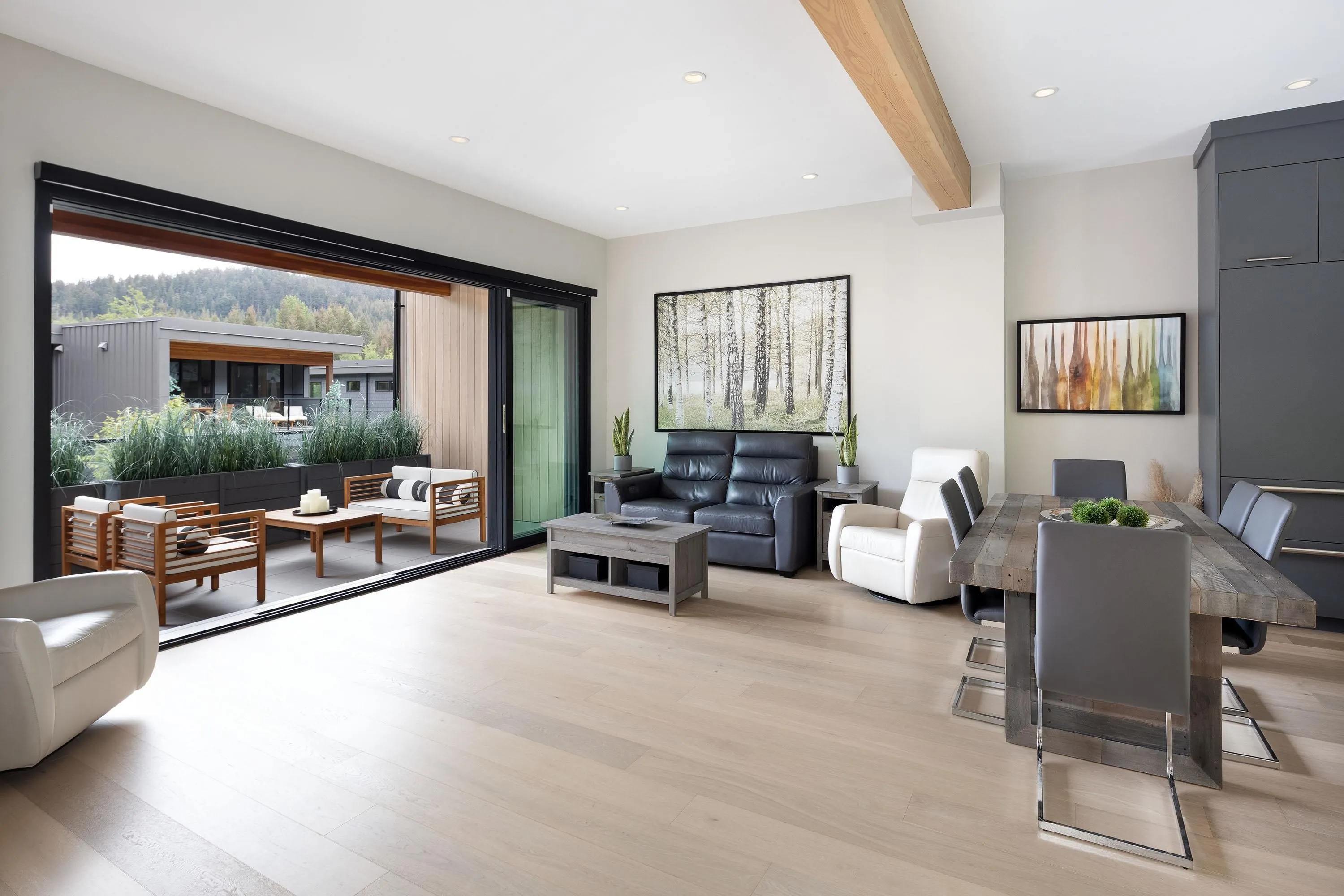 8 1350 Cloudburst Drive