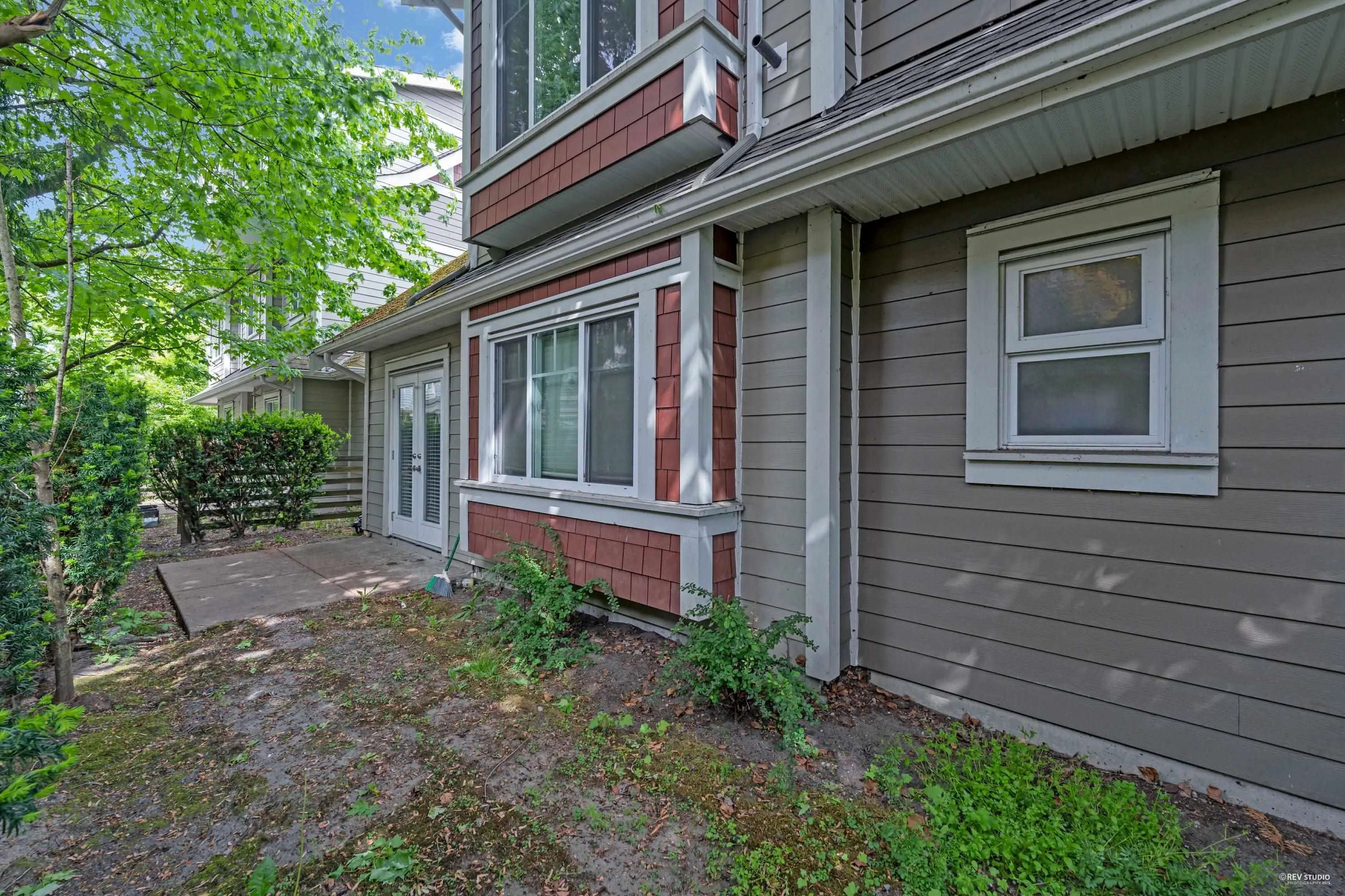 15 9780 General Currie Road
