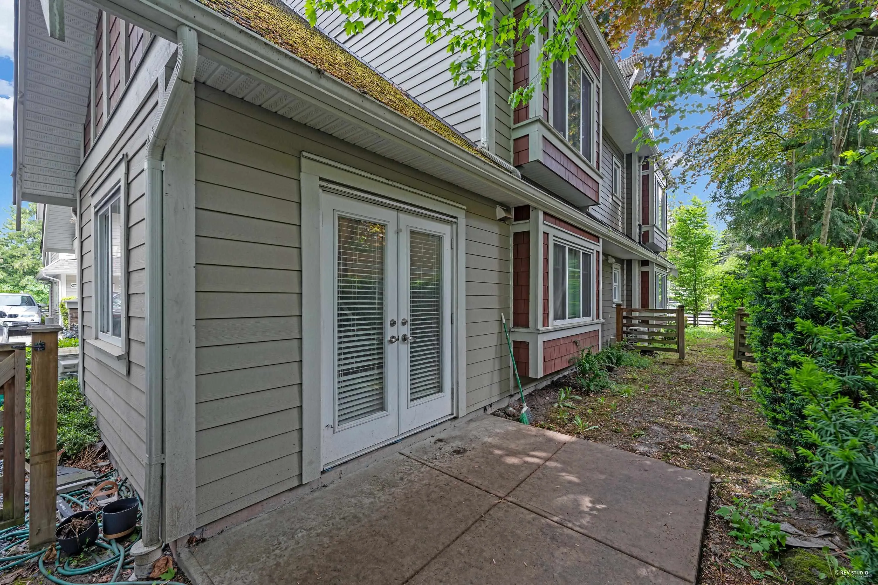 15 9780 General Currie Road